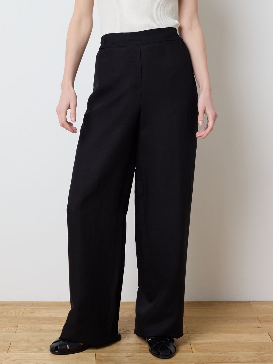 Black pull-on trousers in linen and viscose_1