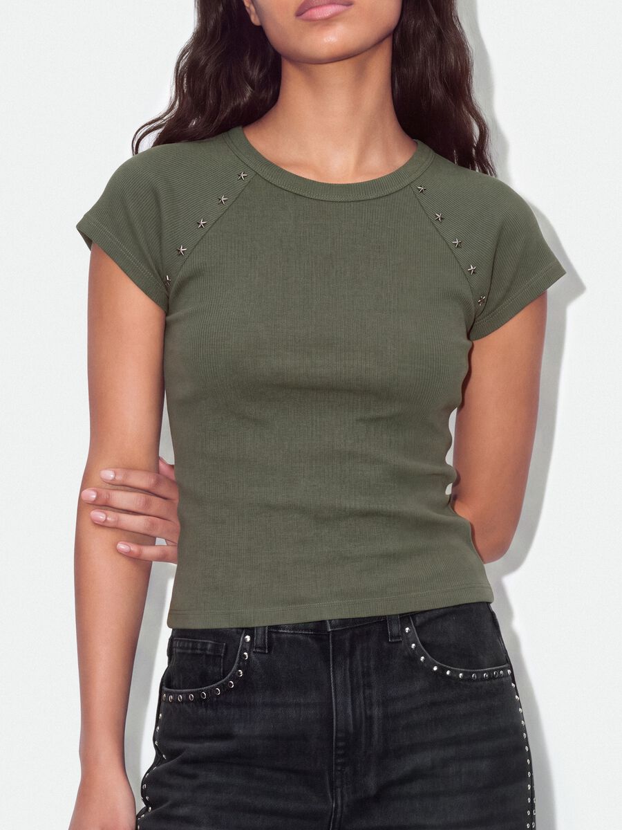 Green fitted ribbed stretch-cotton T-shirt with studs_2