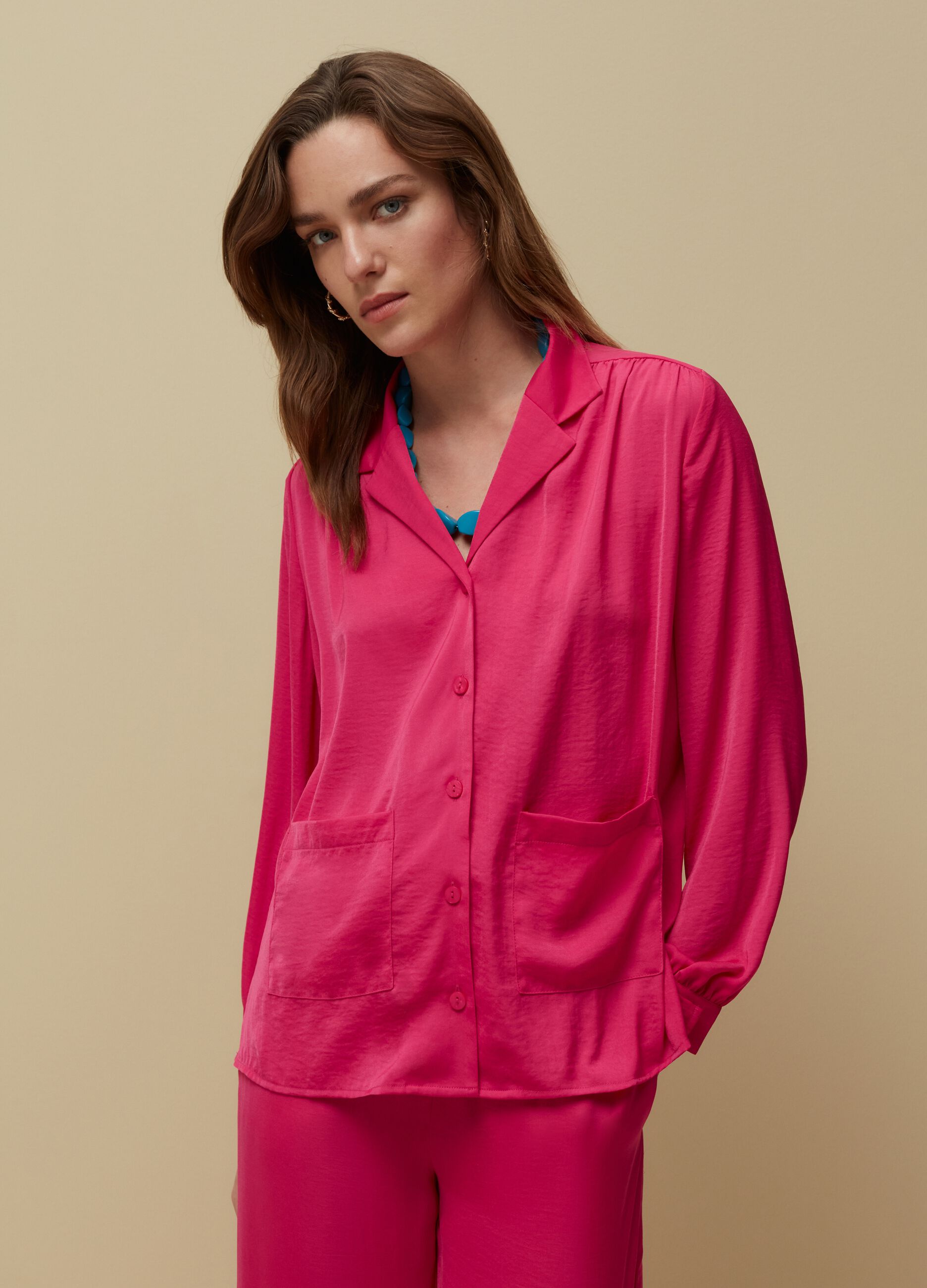 Camicia in satin con tasche_1