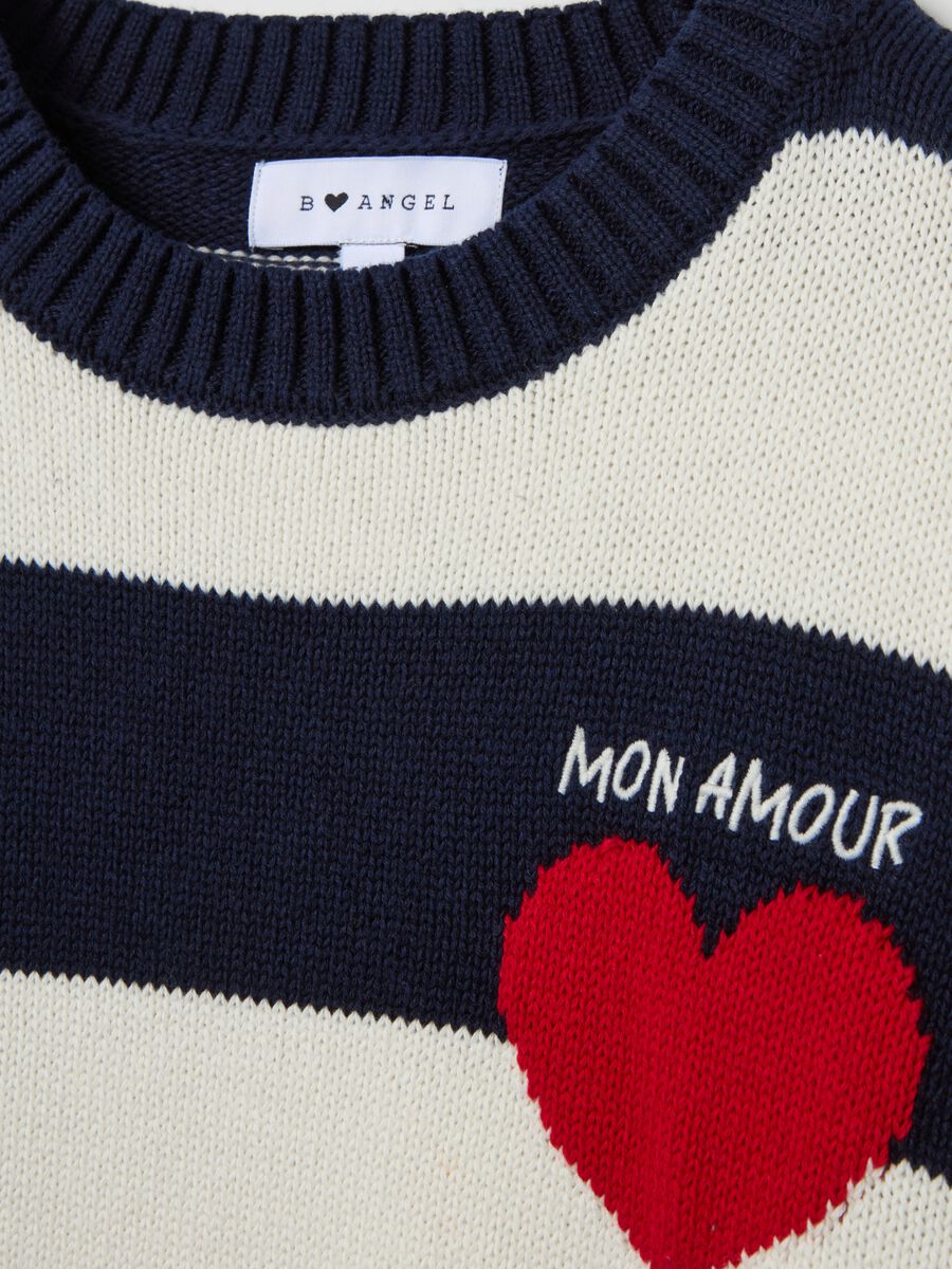 Striped pullover with embroidery_5