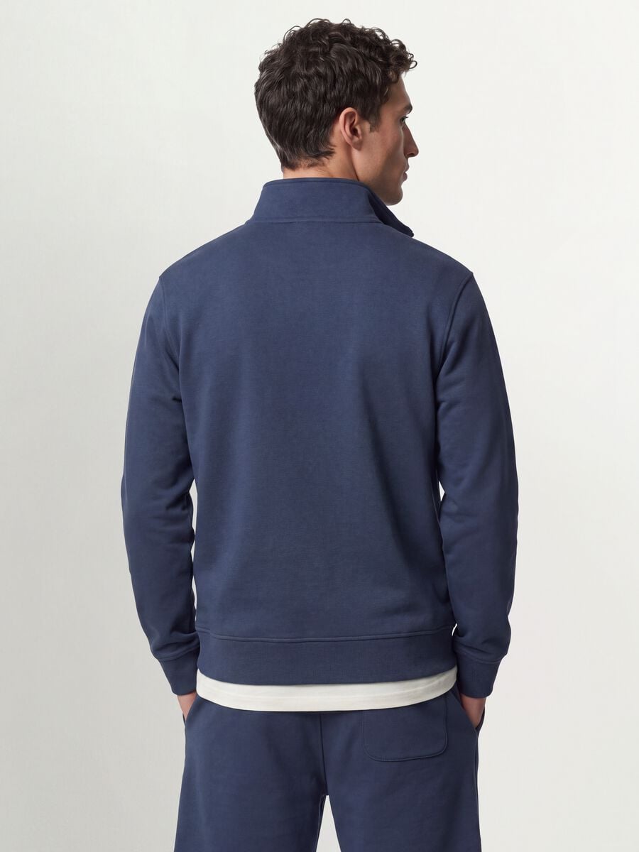 Felpa grigia in misto cotone con girocollo e zip regular fit_3