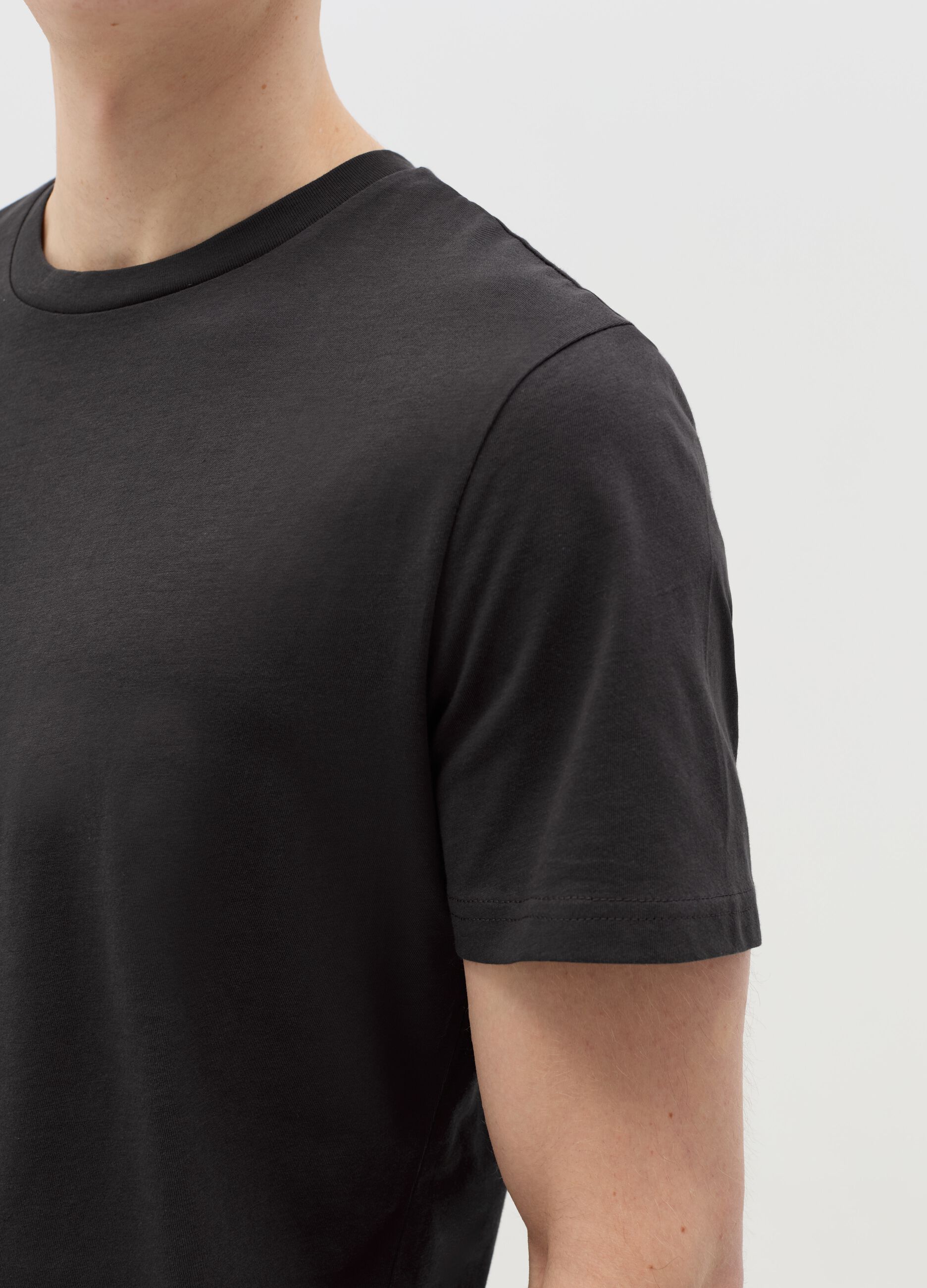 T-shirt regular fit in cotone 
