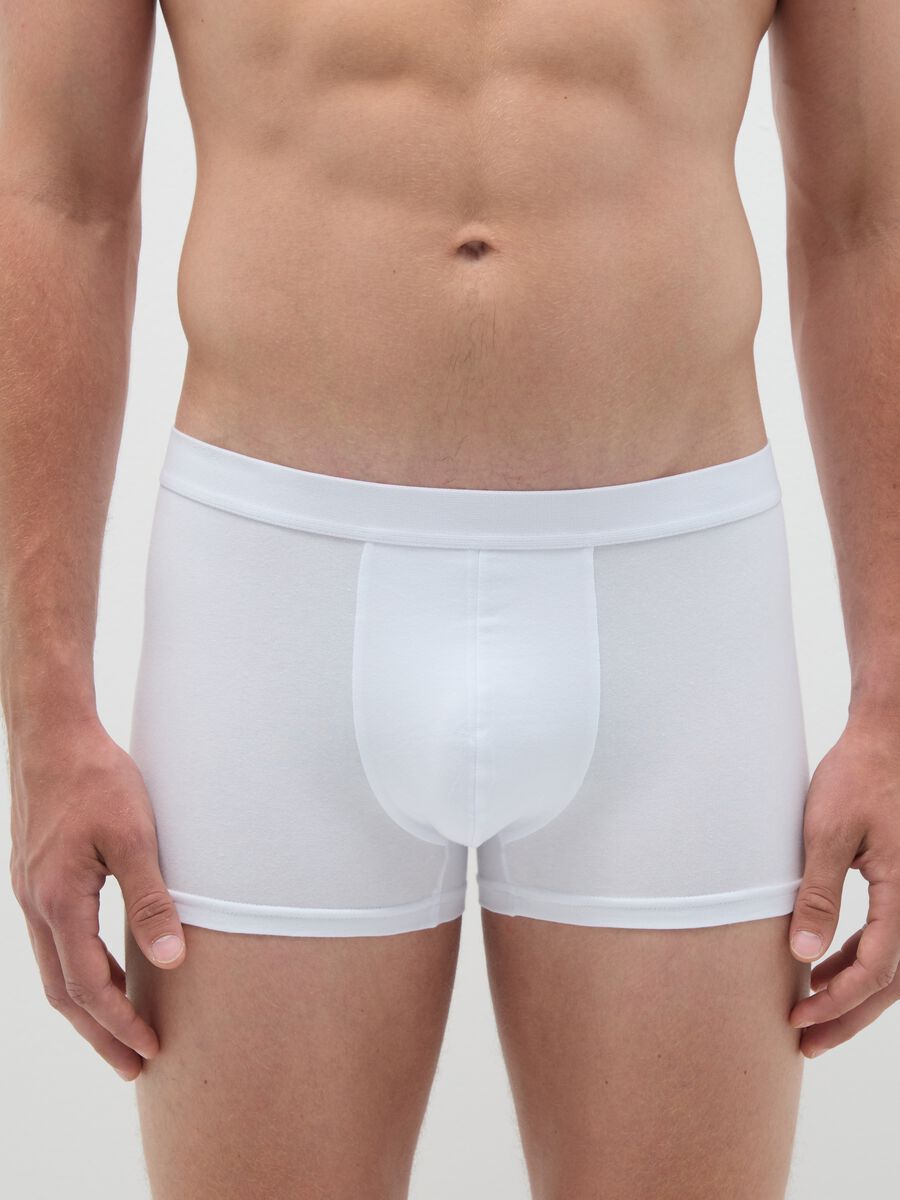 Set of three white stretch cotton regular fit boxer shorts_1