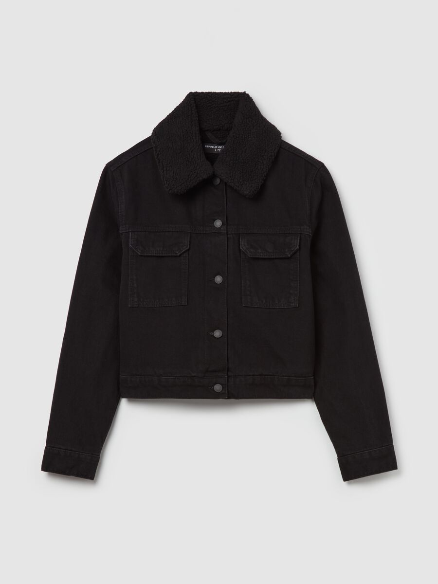 Short jacket in denim with sherpa collar_4