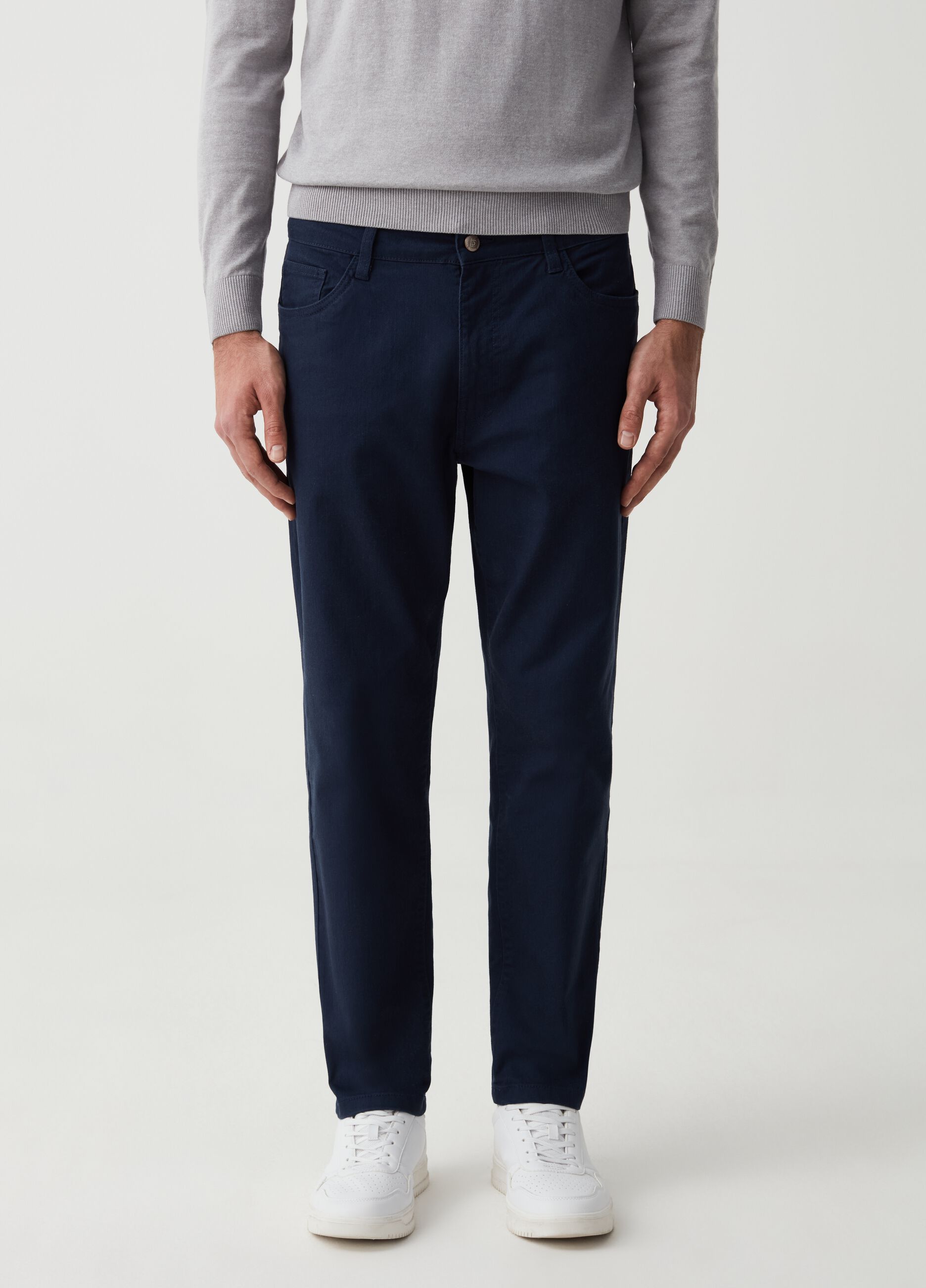Relaxed-fit trousers with five pockets