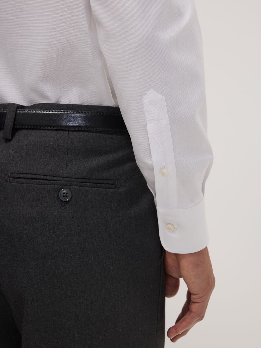 Camicia bianca in puro compact cotton con collo classico regular fit_2