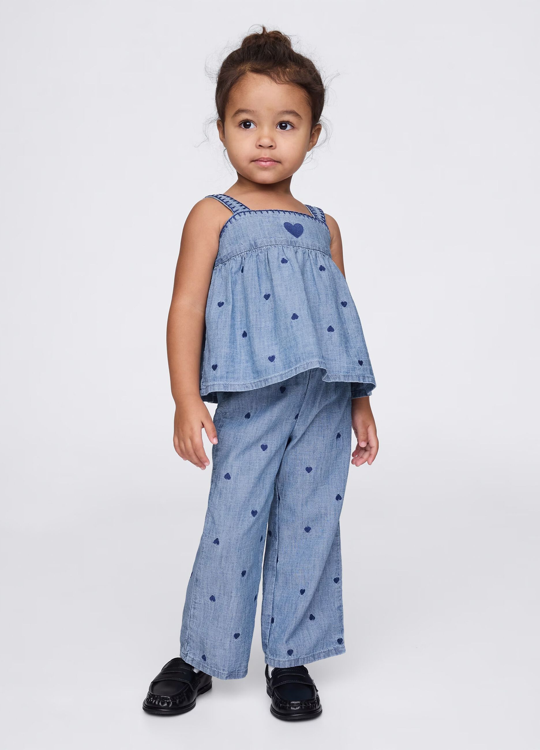 Chambray set with hearts embroidery
