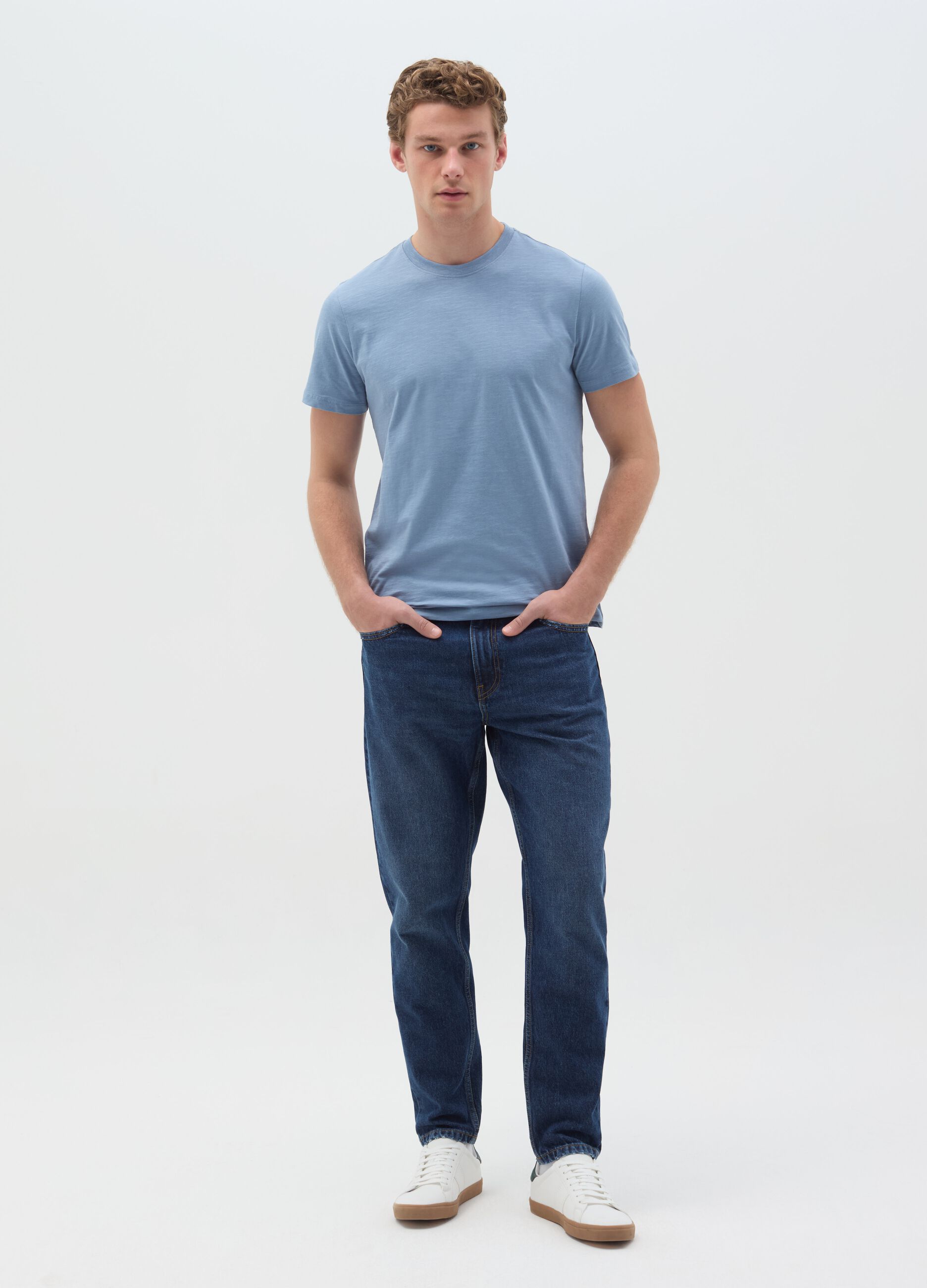 T-shirt in slub cotton with round neck
