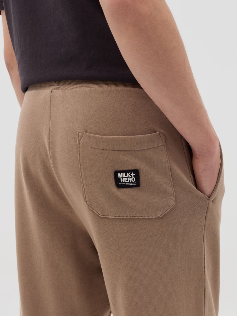 Fleece joggers with print_3