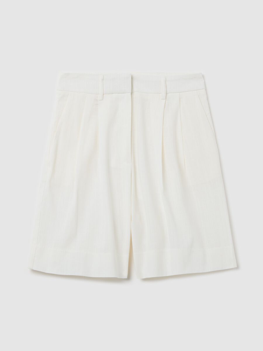 Women’s white regular-fit Bermuda shorts in cotton and viscose_4