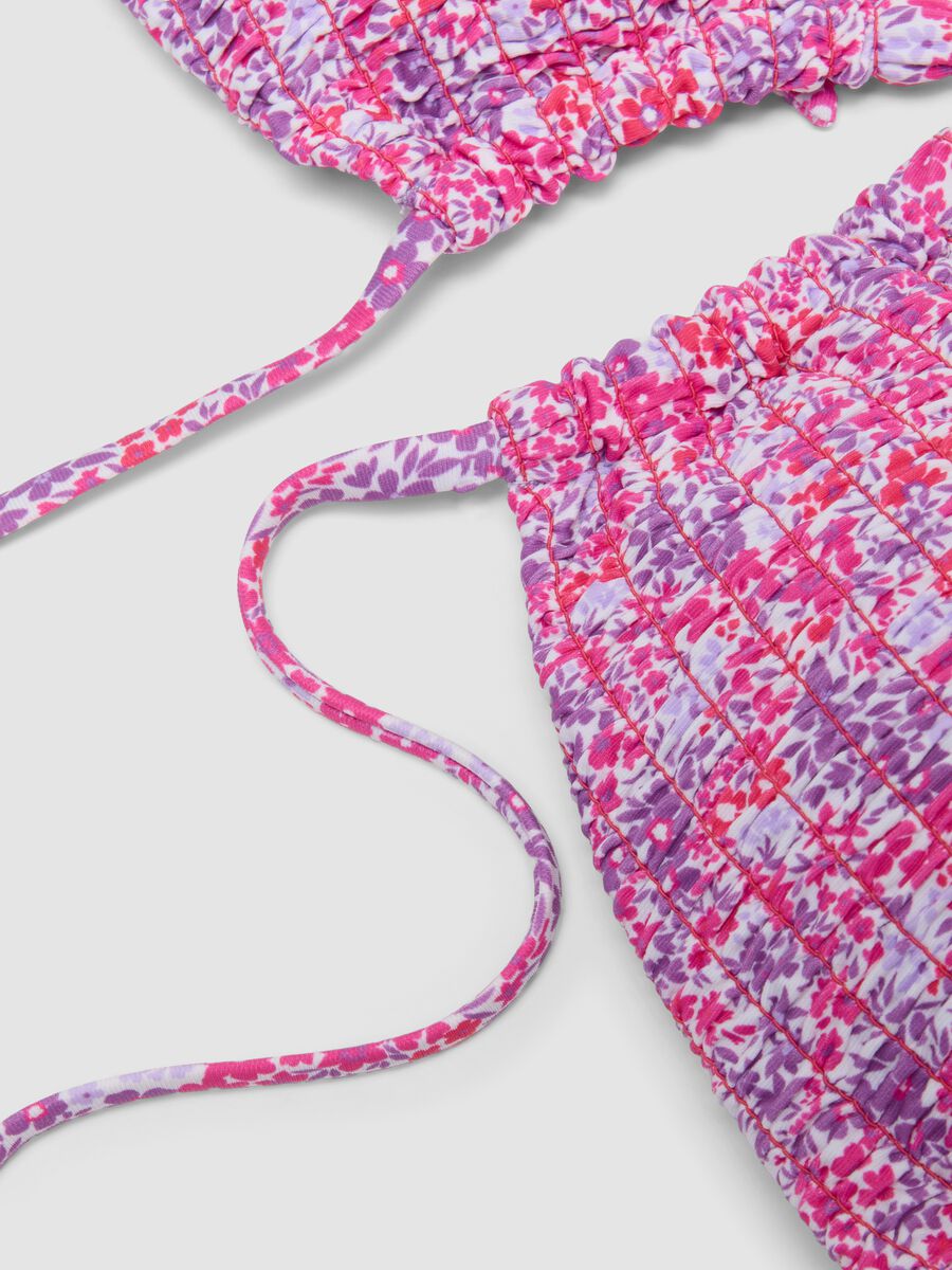 Top bikini a fascia rosa in tessuto elasticizzato_5