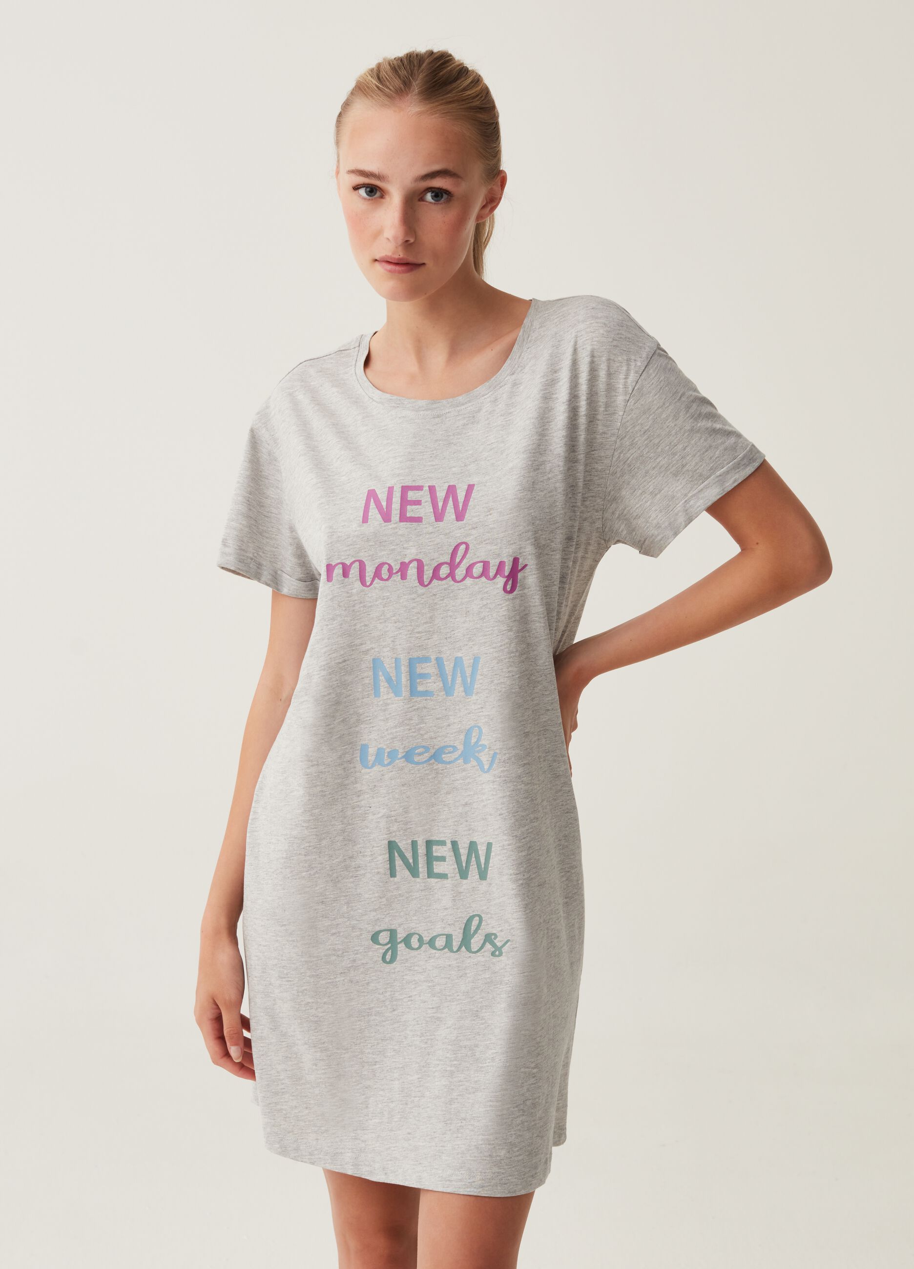 Camicia da notte con stampa lettering_0