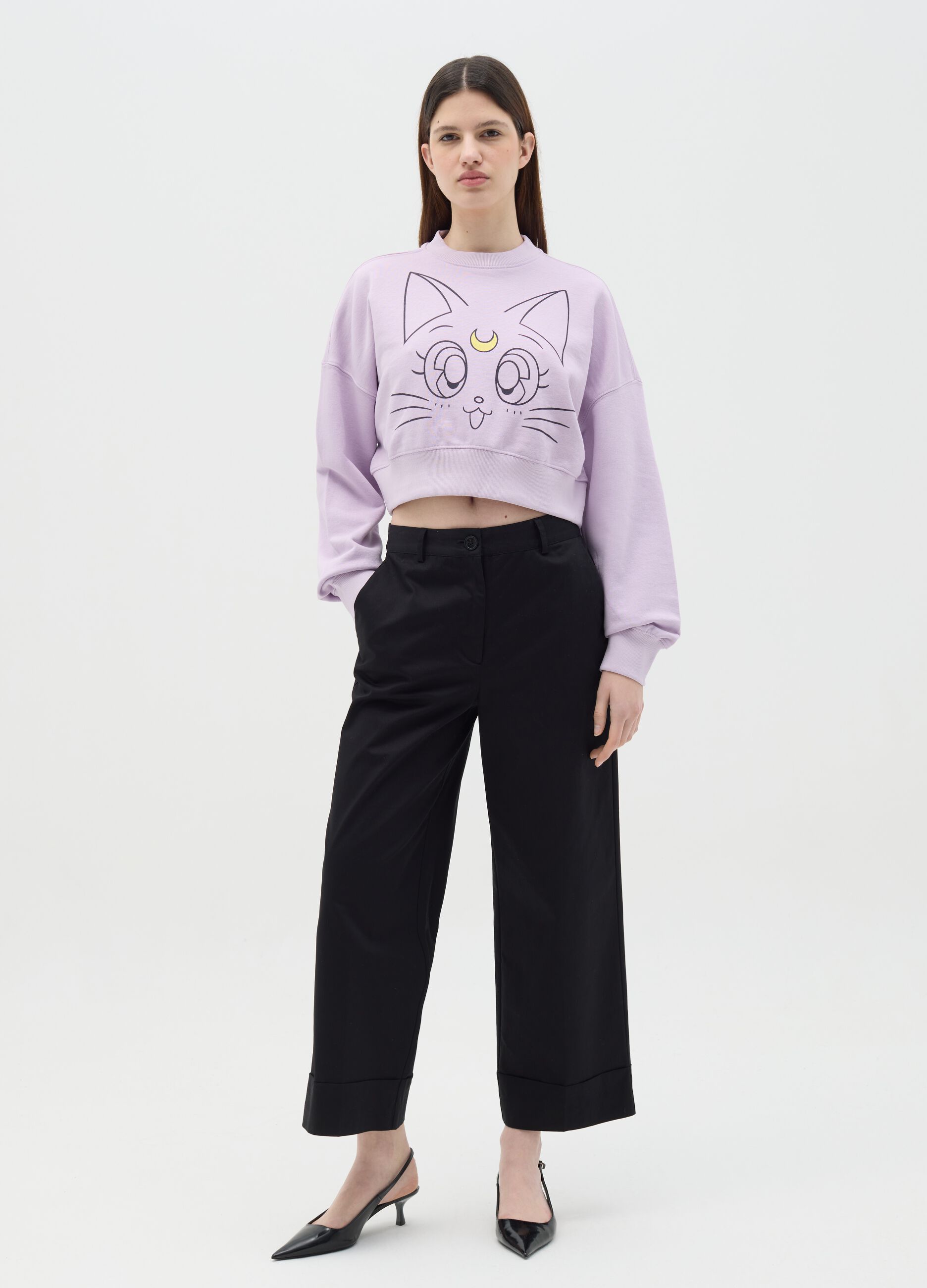 Lilac cropped sweatshirt with Luna print
