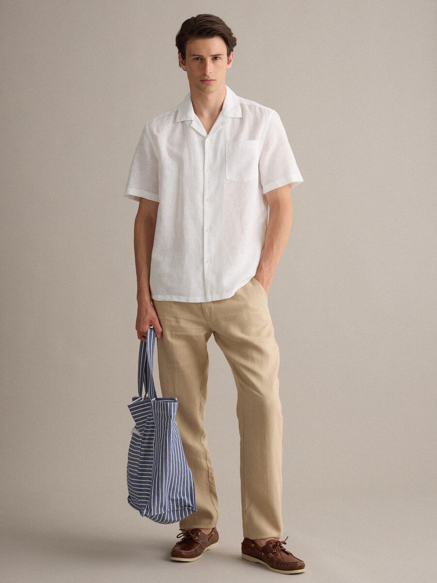 Camicia bianca in misto lino e cotone con collo bowling regular fit_2