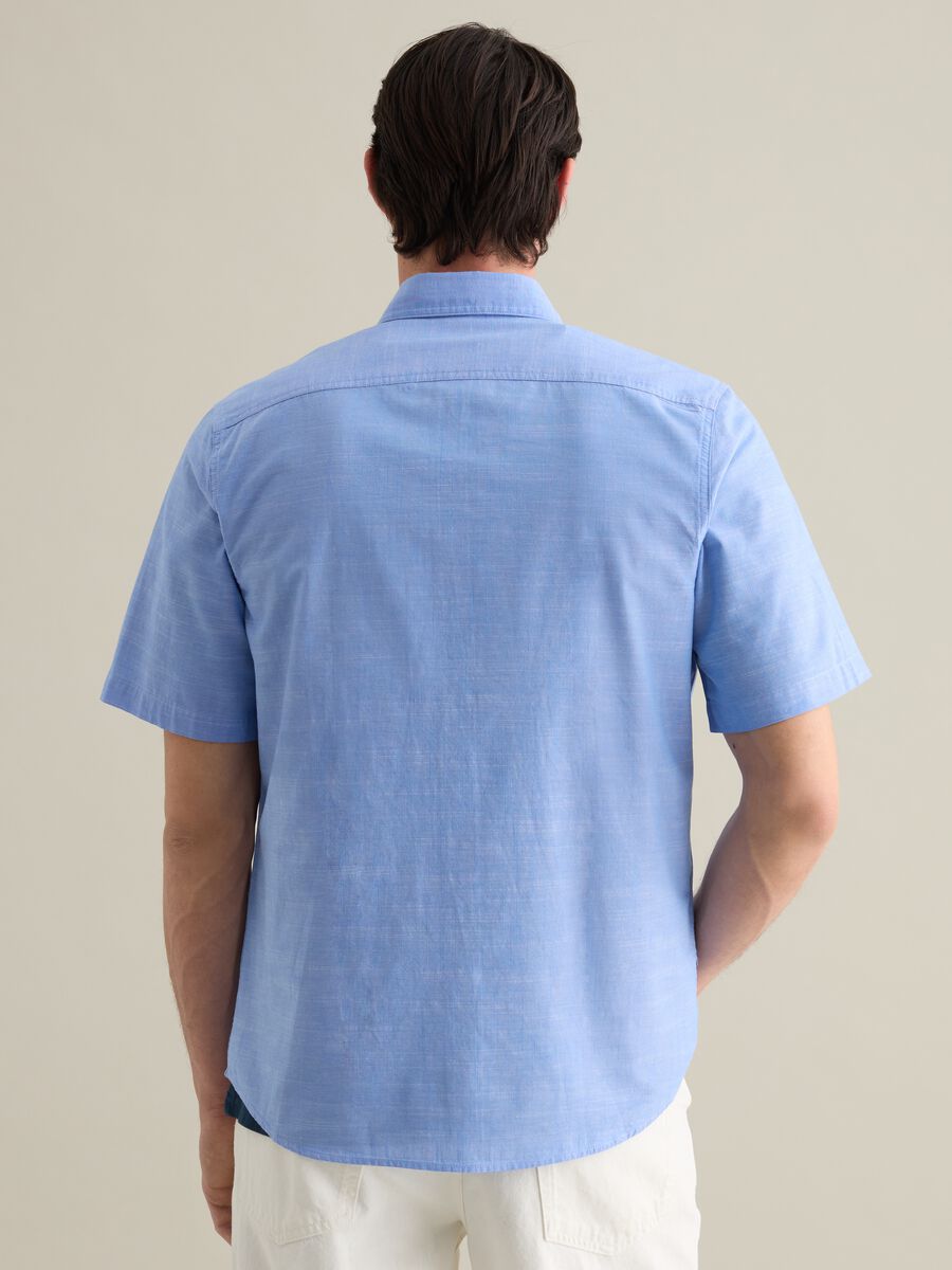 Men's blue pure cotton regular fit shirt with patch pocket_3