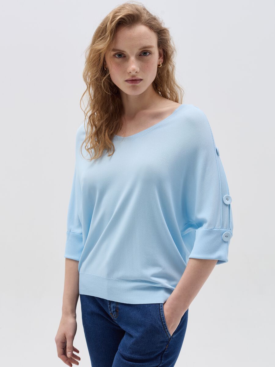 Top with three-quarter sleeves with buttons_0