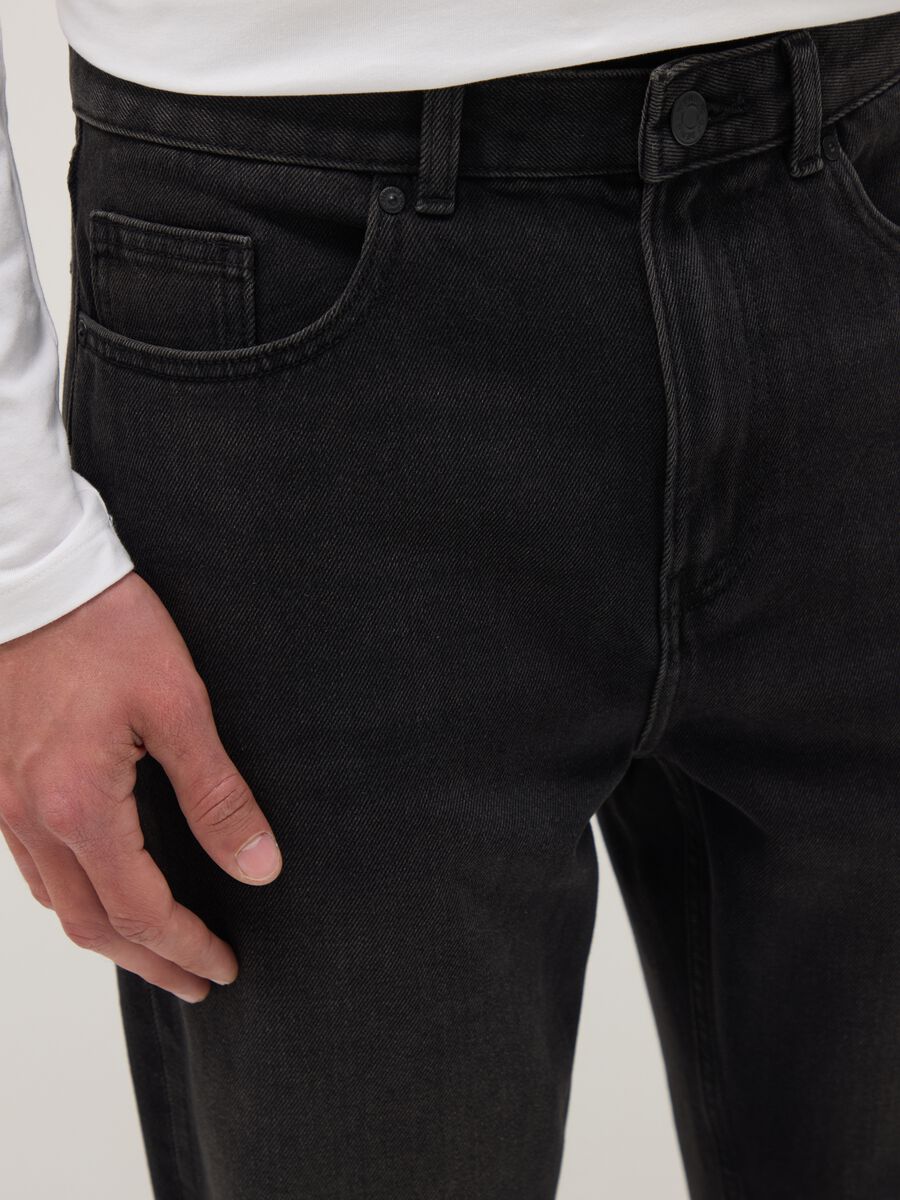 Black cotton blend jeans with regular tapered fit_3