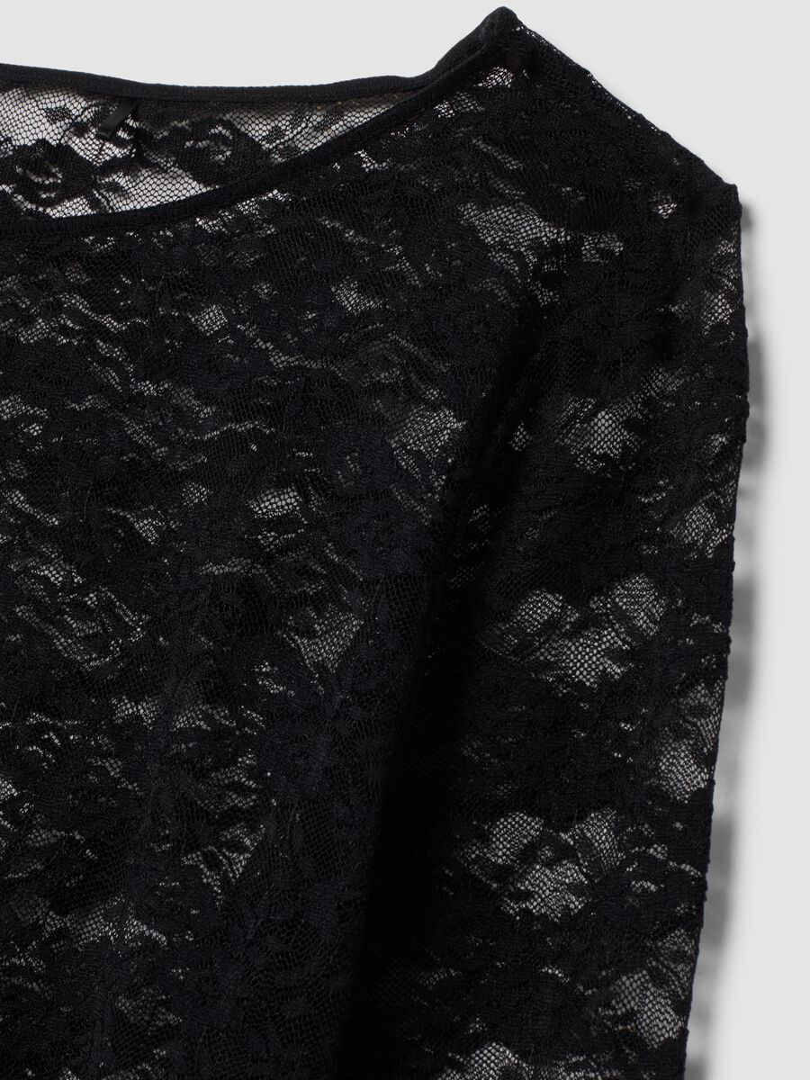 Black stretch top with lace, regular fit_1