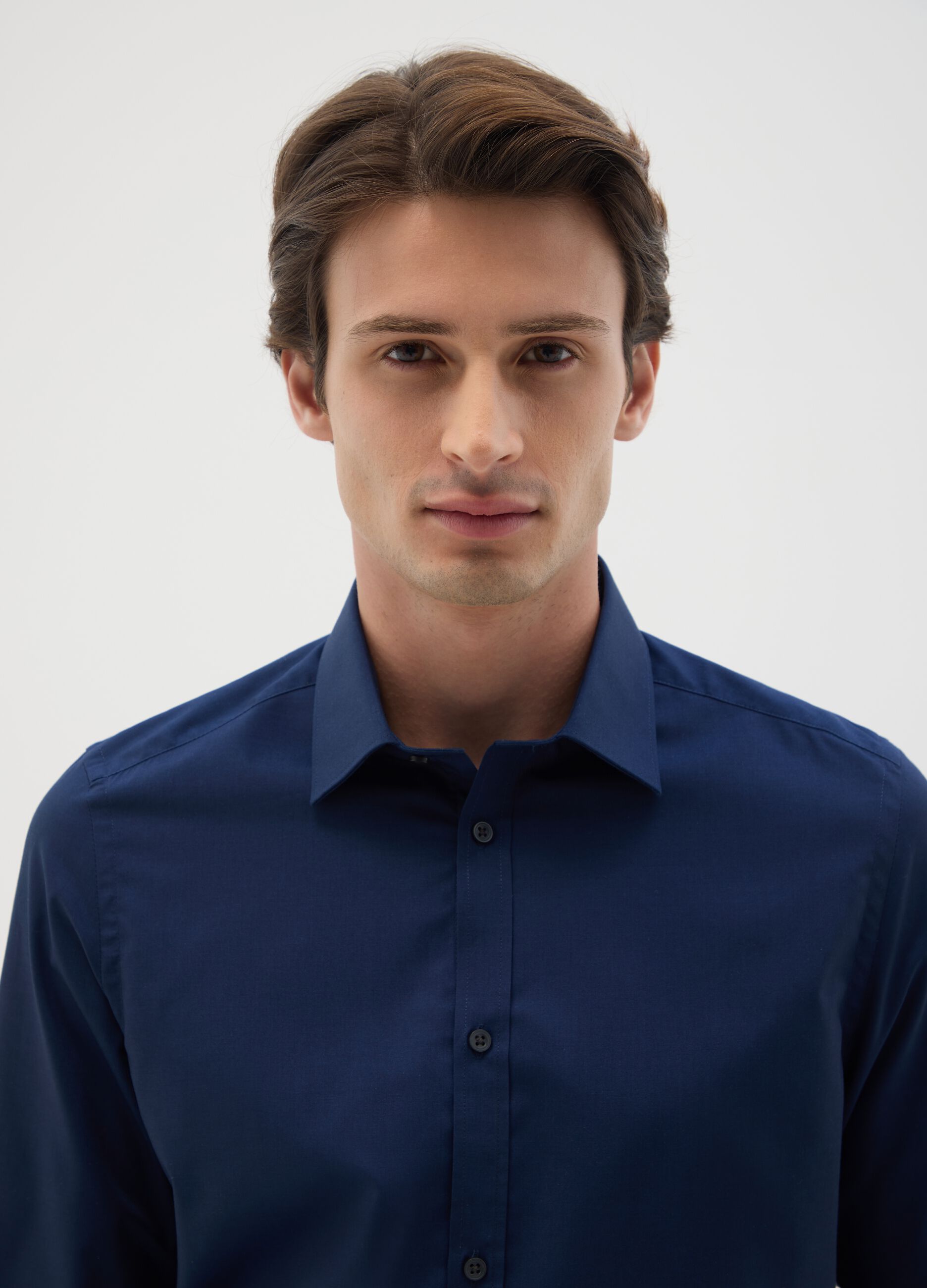 Men's Blue Cotton Blend Shirt Slim Fit Easy Iron