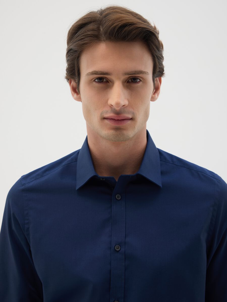 Men's Blue Cotton Blend Shirt Slim Fit Easy Iron_2