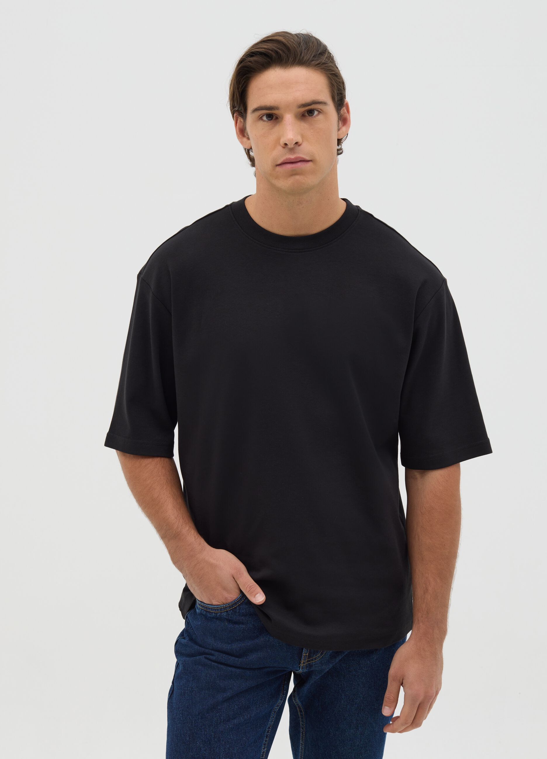 Black short sleeve cotton T-shirt