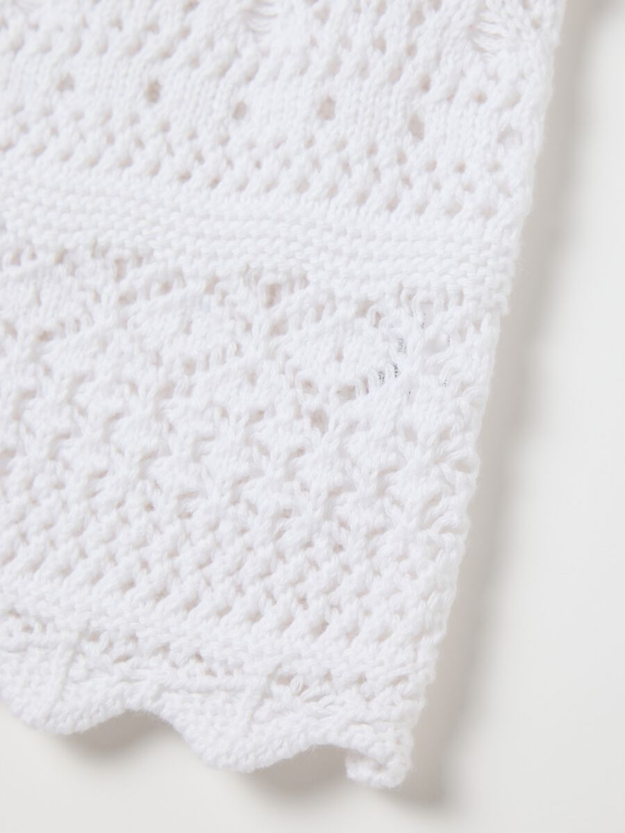 White gilet with openwork knit_3