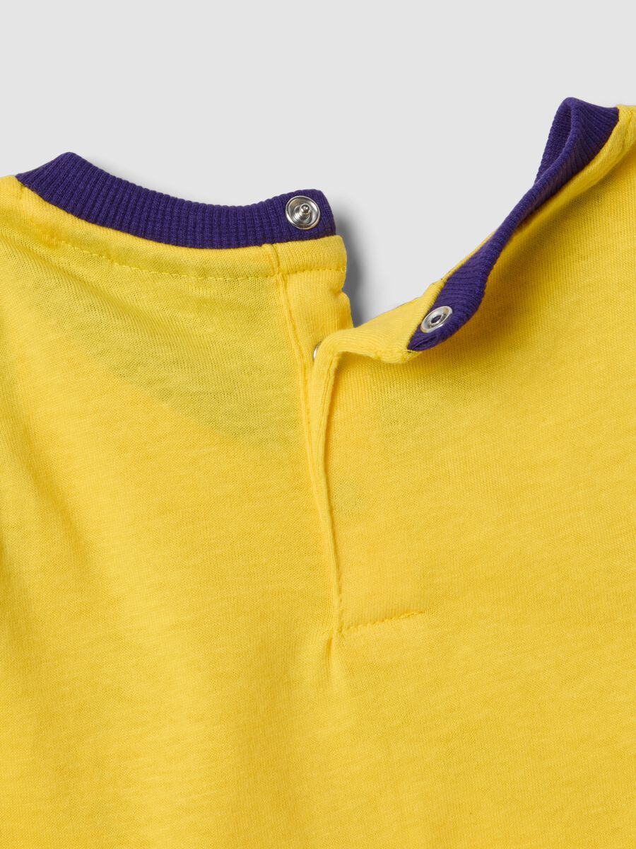 Yellow and black pure cotton set with top and shorts for baby boys, regular fit_3