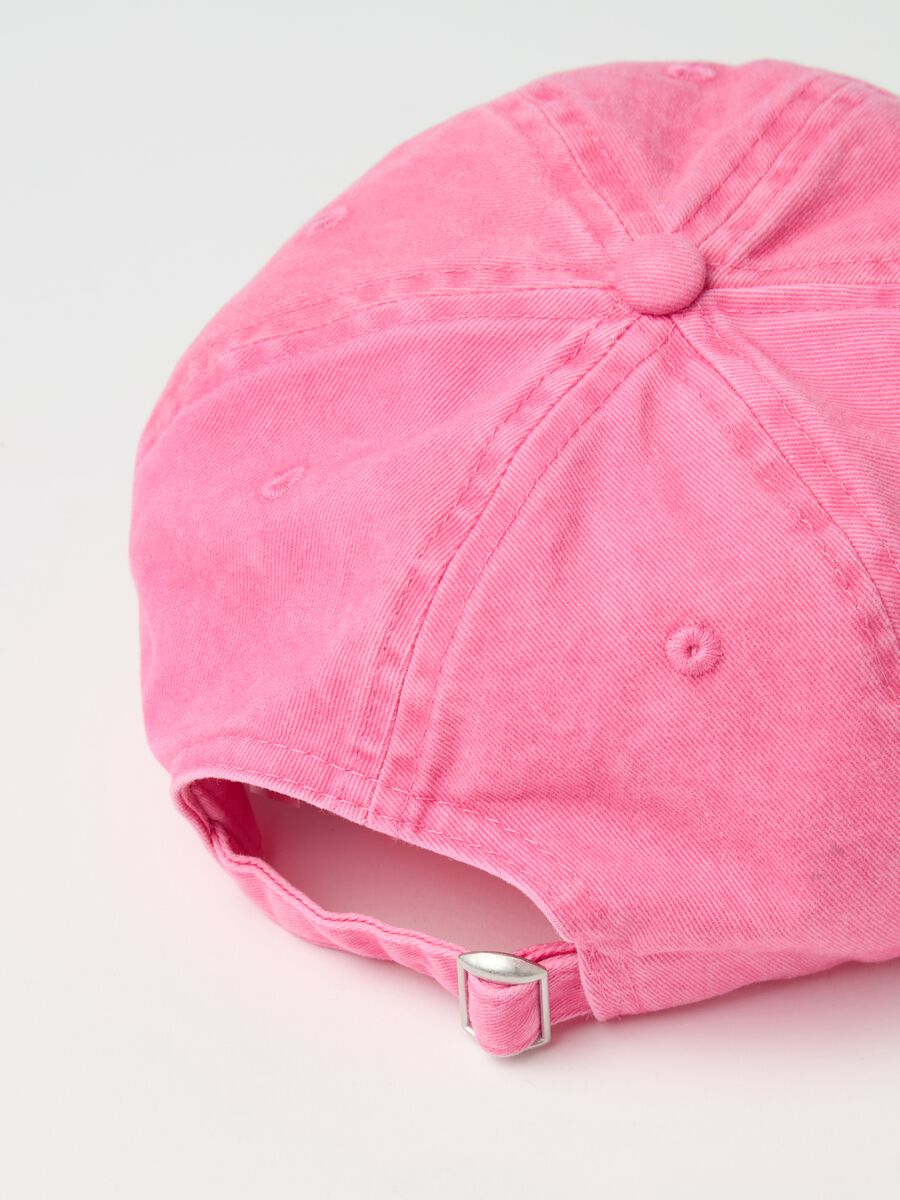 Baseball cap in denim with embroidery_2
