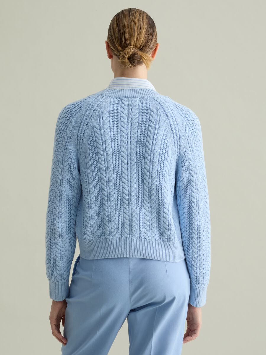 Cotton cardigan with cable-knit weave_3