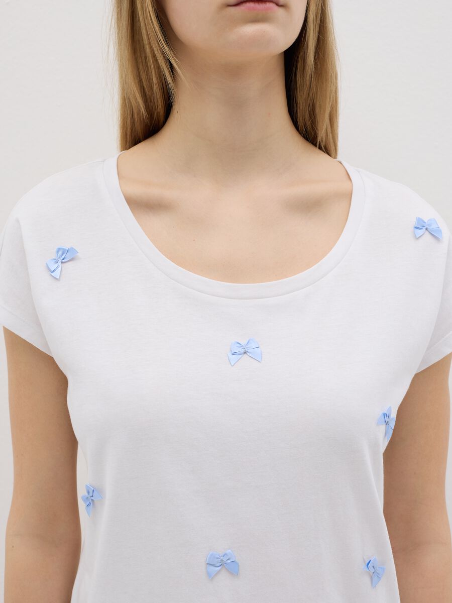 Light blue pyjama top with bows_3