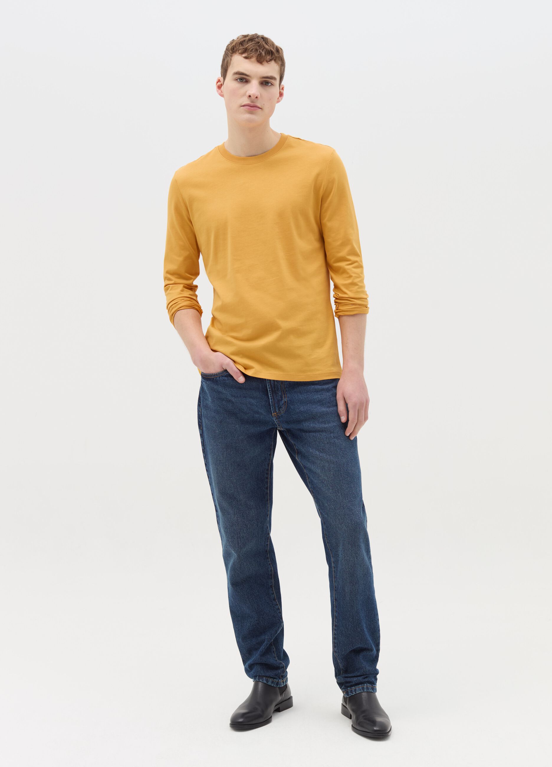 T-shirt girocollo a maniche lunghe in cotone