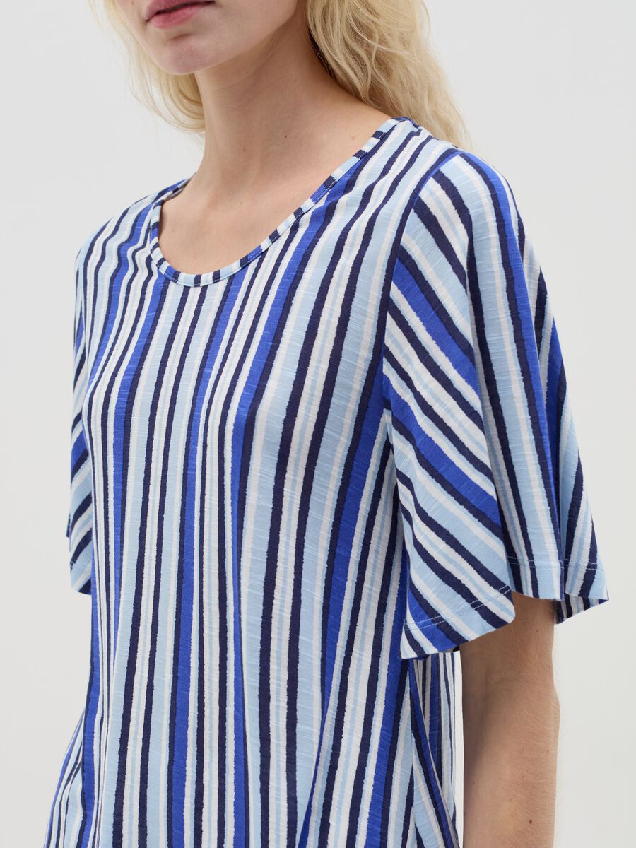 Viscose T-shirt with stripes_2