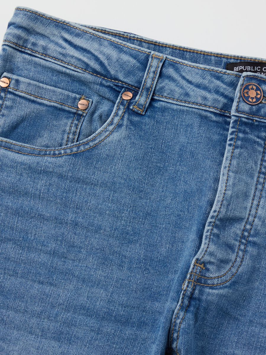 Slim-fit jeans with fading_5