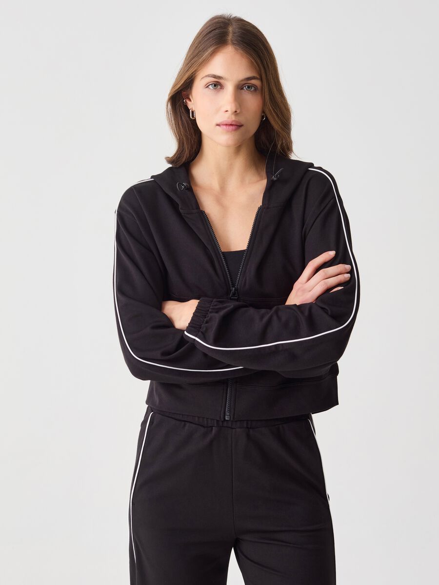 ALTAVIA STUDIO crop full-zip sweatshirt with hood and piping_0