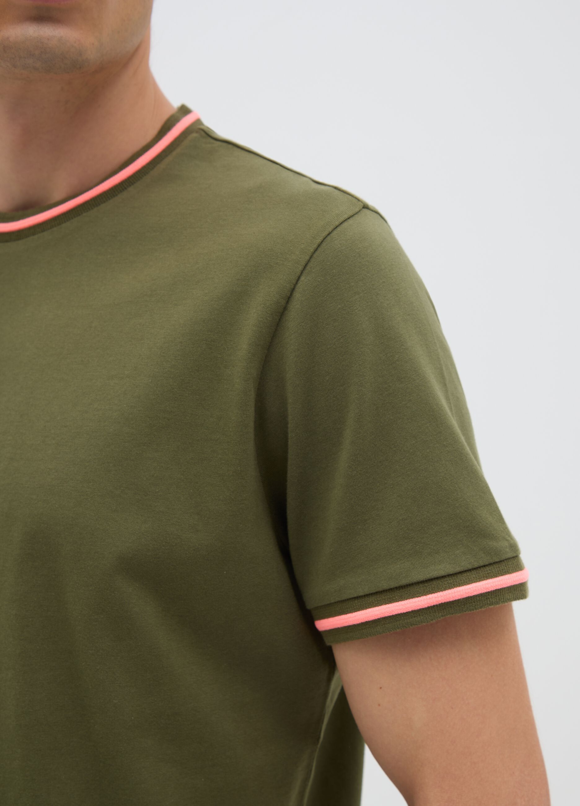 Men's green pure cotton regular fit T-shirt