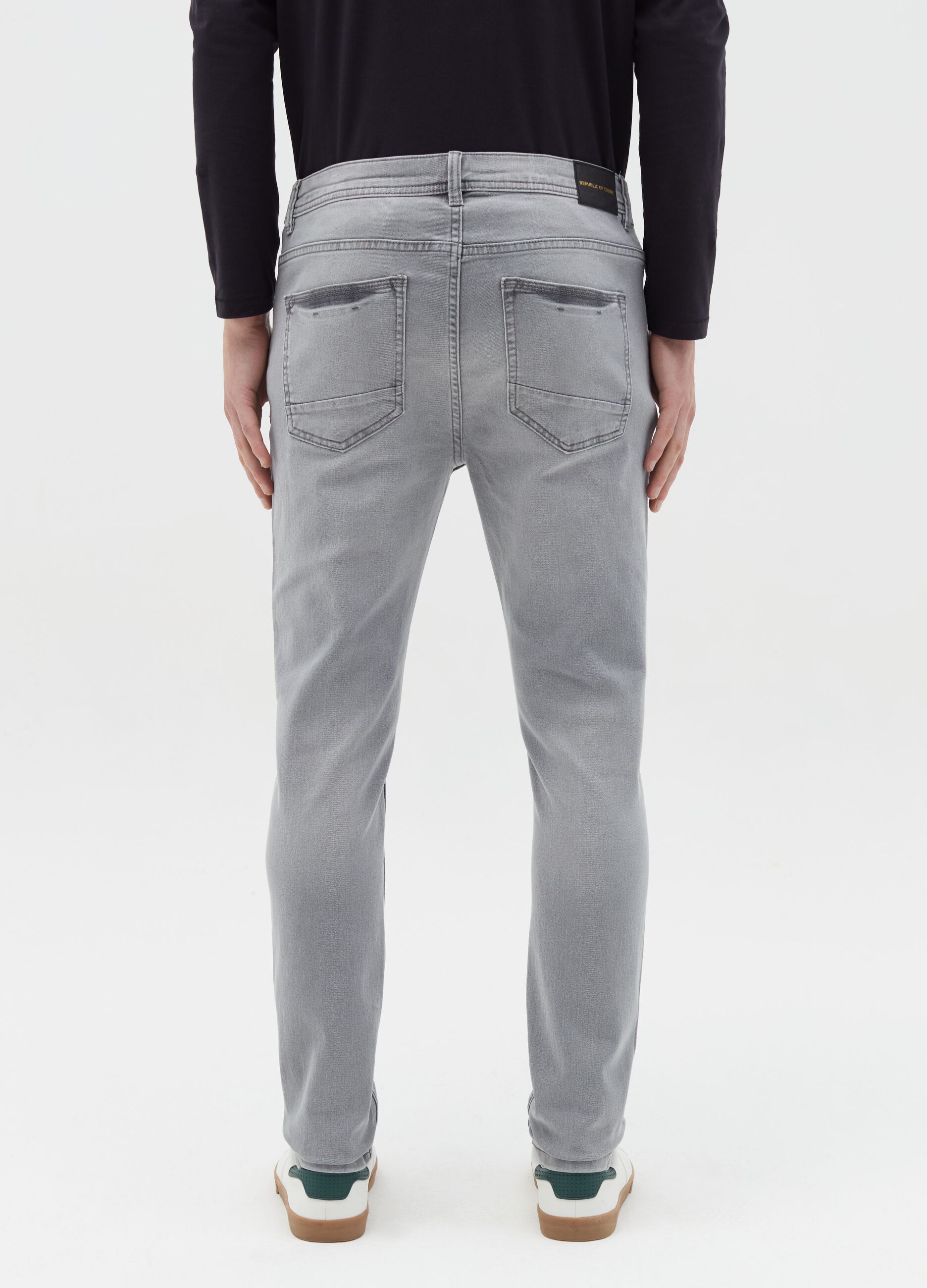 Super-skinny-fit jeans with fading
