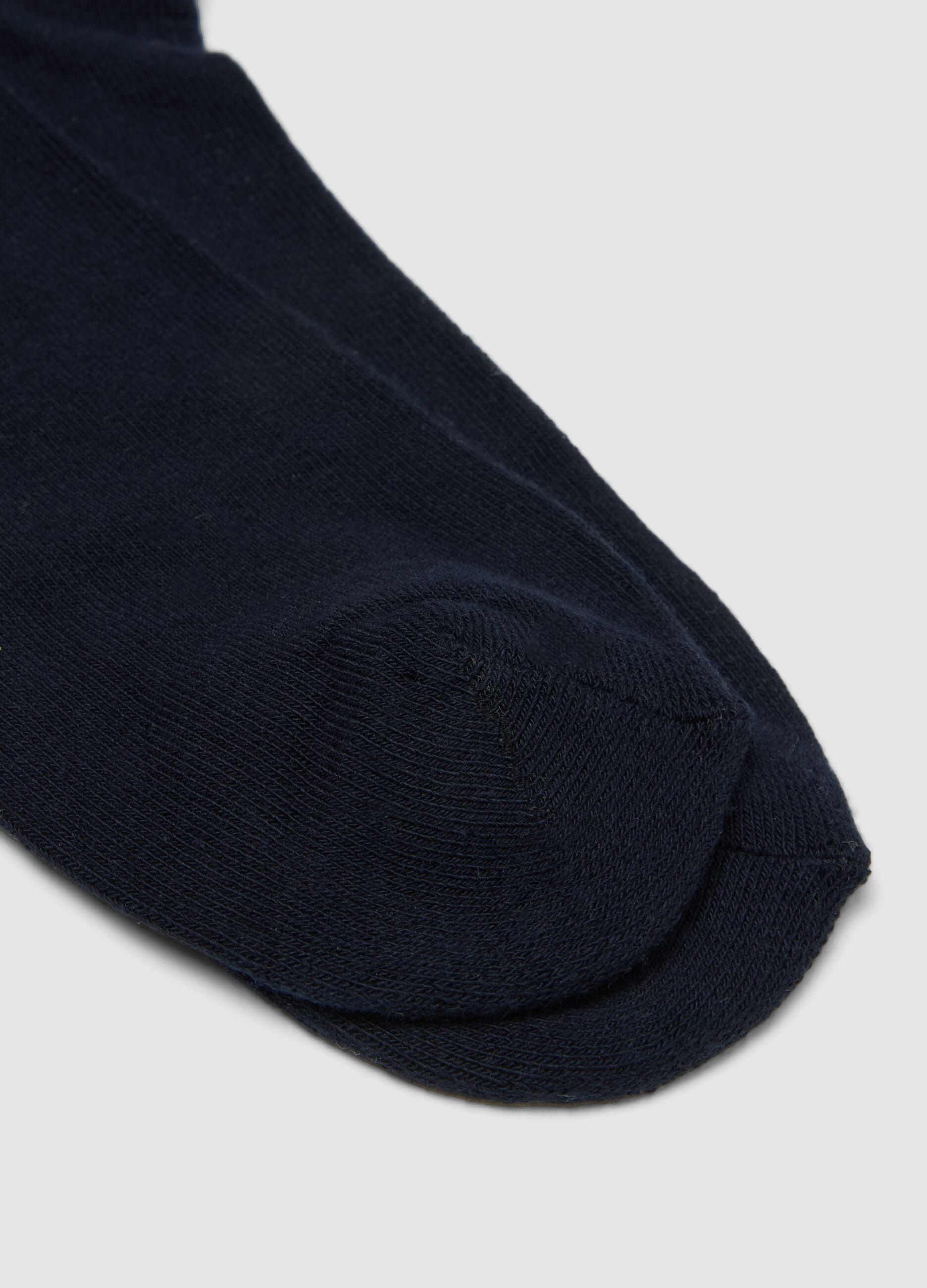 3-pack of blue organic cotton ankle sports socks