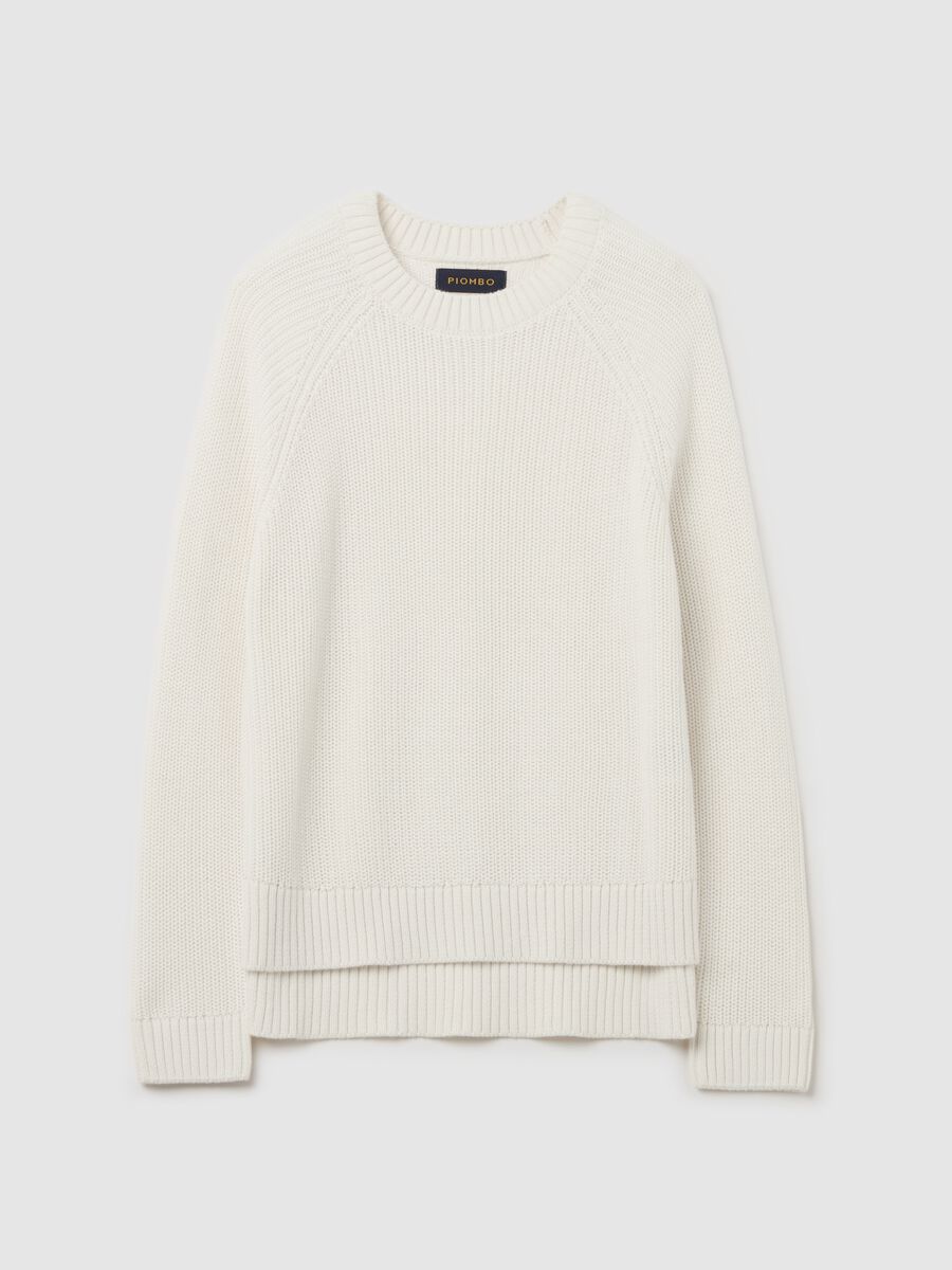 Knit pullover with raglan sleeves_4