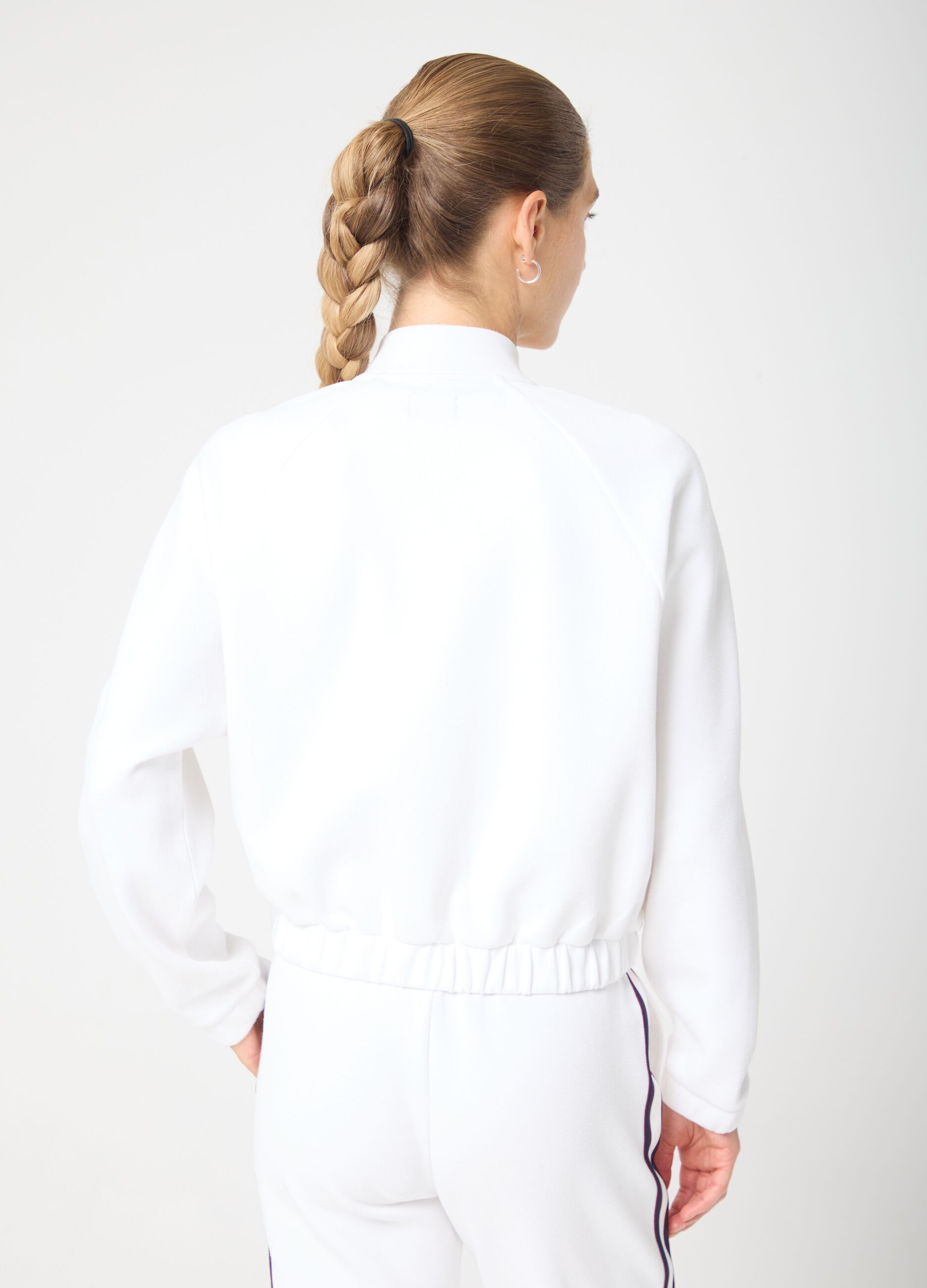 ALTAVIA COURT Contrast Piping Full-Zip Crop