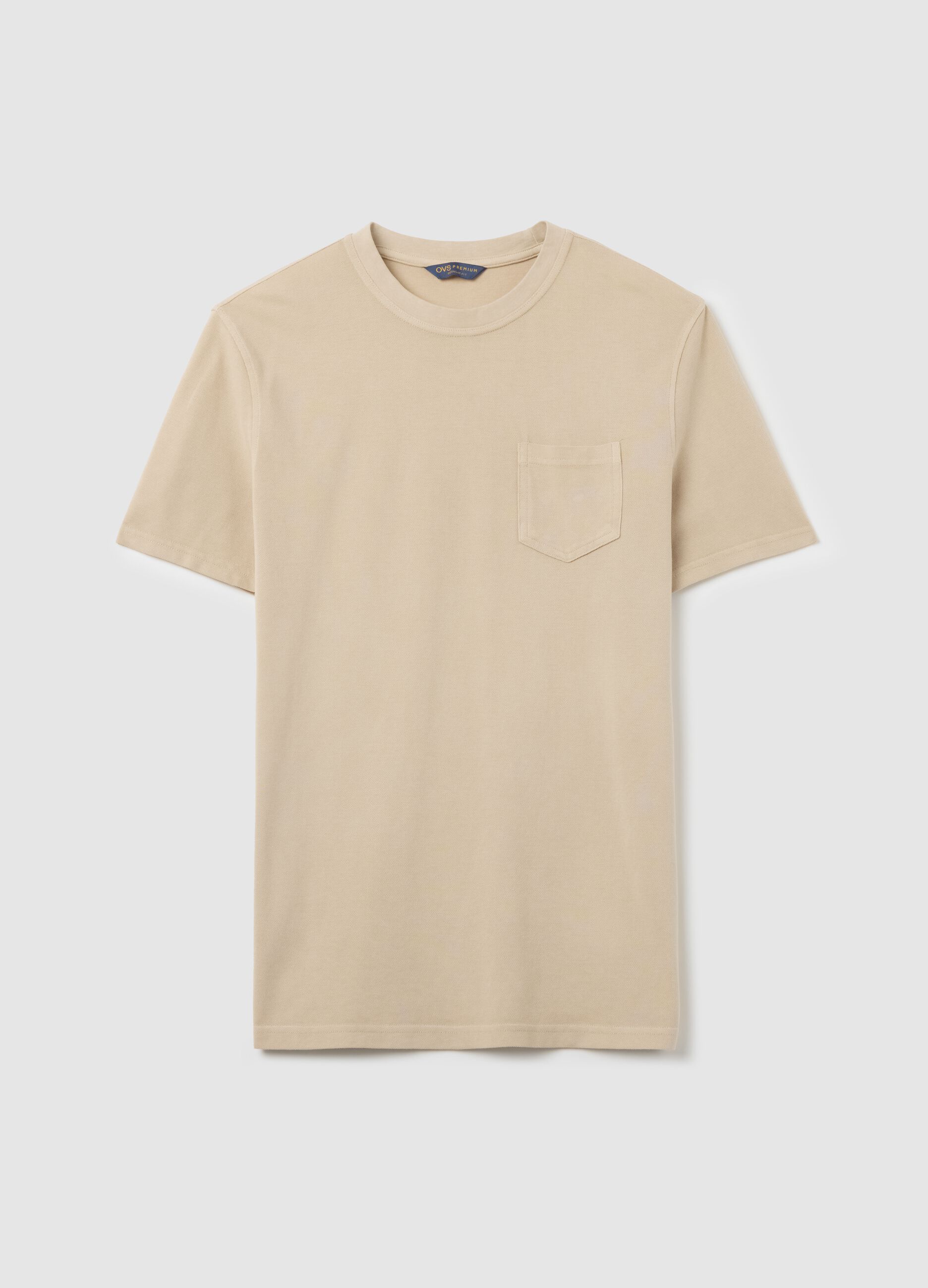 Beige T-shirt in cotton with pocket