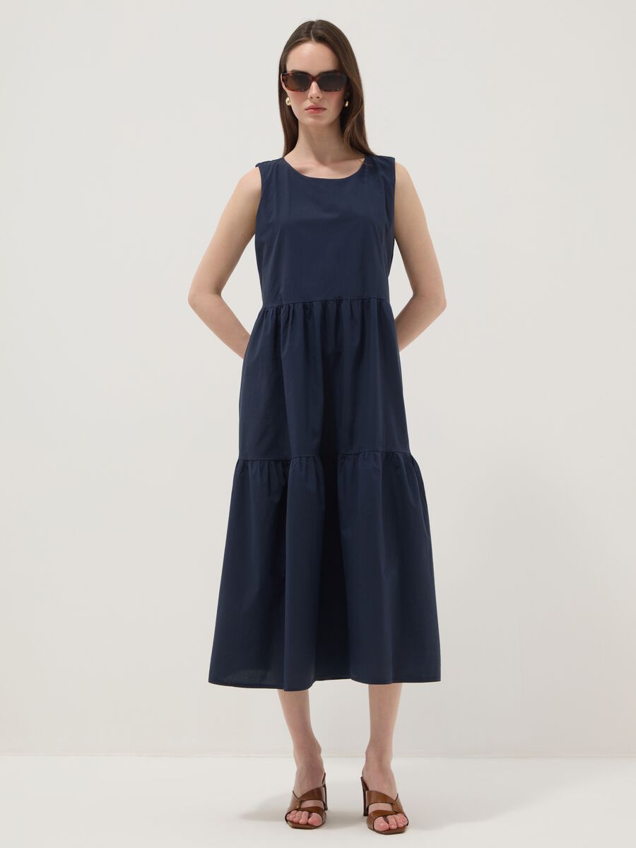 Blue sleeveless pure cotton dress with tiered skirt, regular fit_0