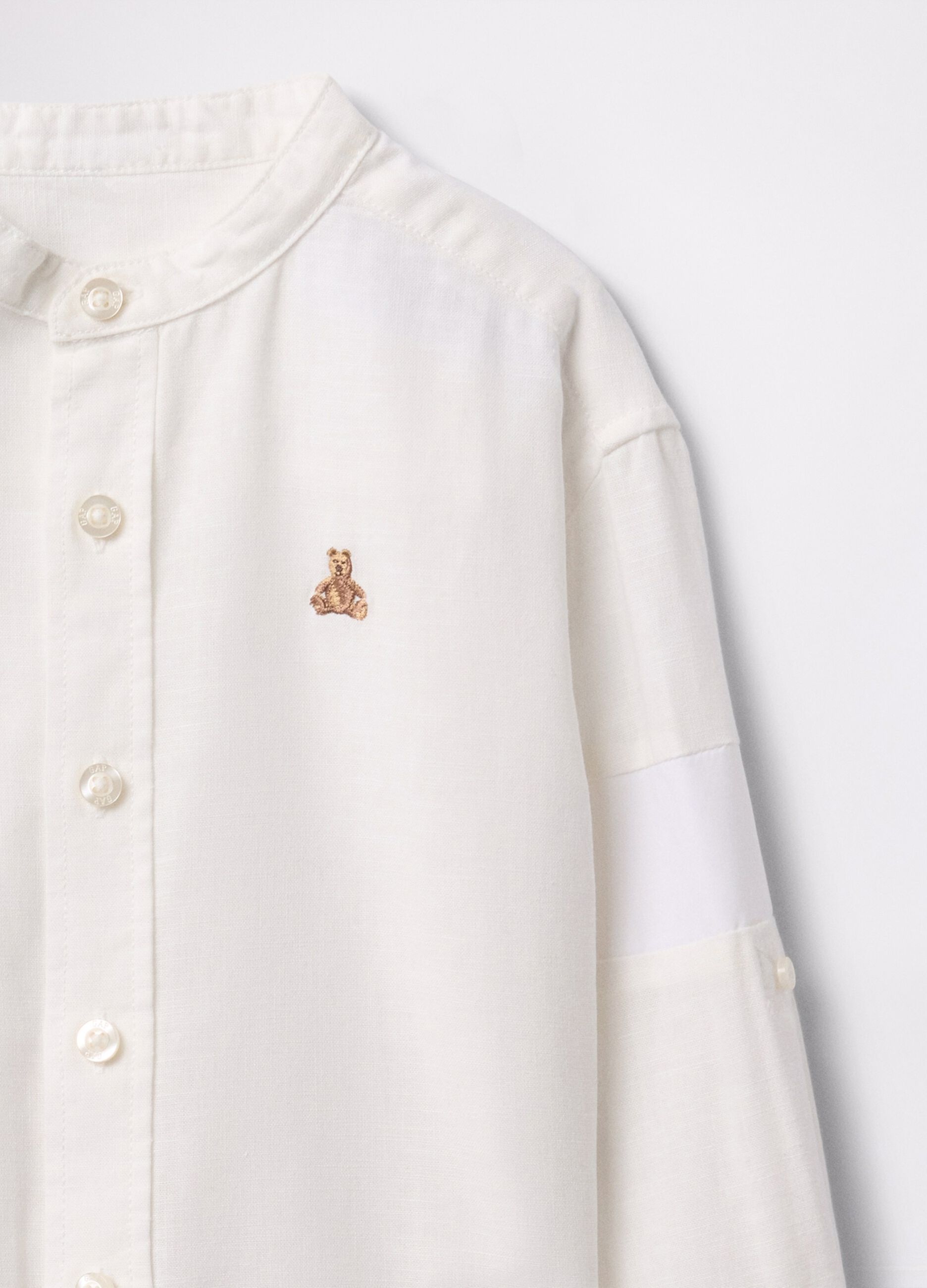 White linen and cotton shirt with teddy bear embroidery