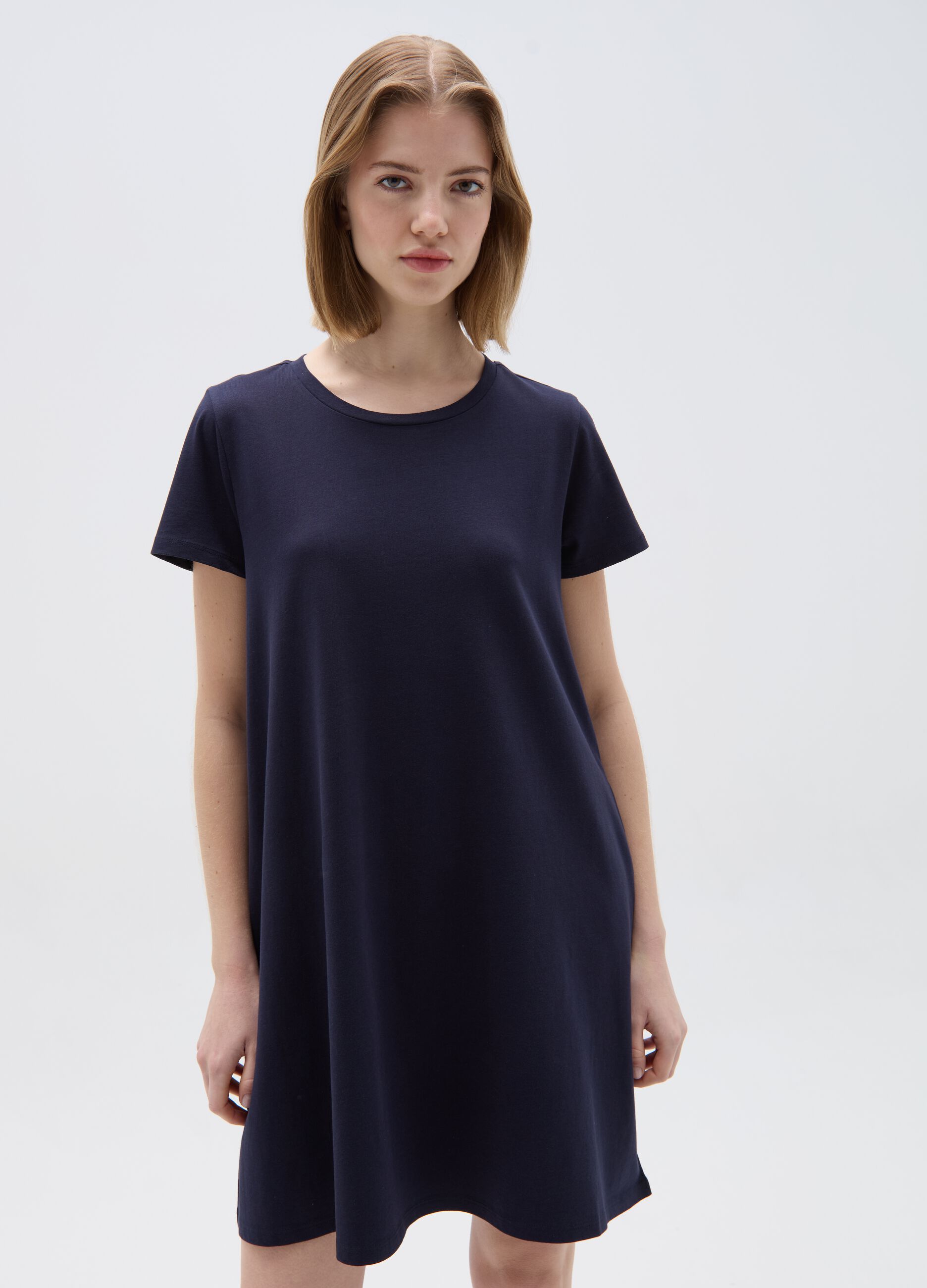 Essential short wide-fit dress