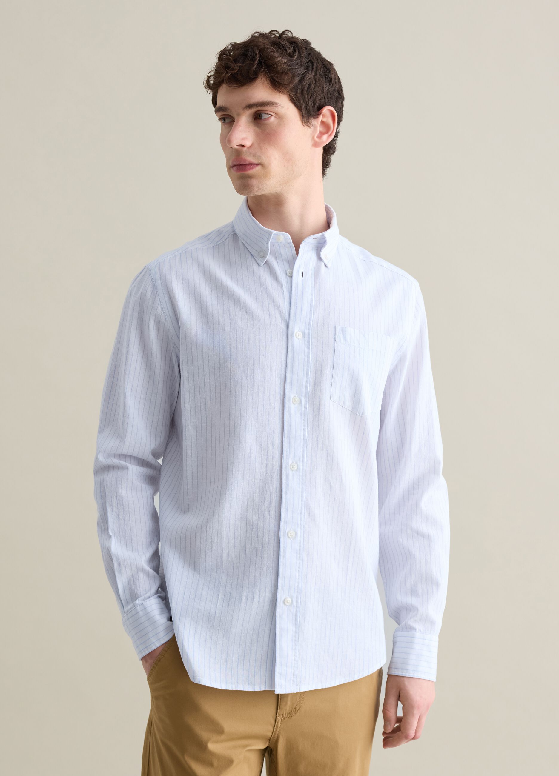 Light blue and white striped shirt in linen and cotton