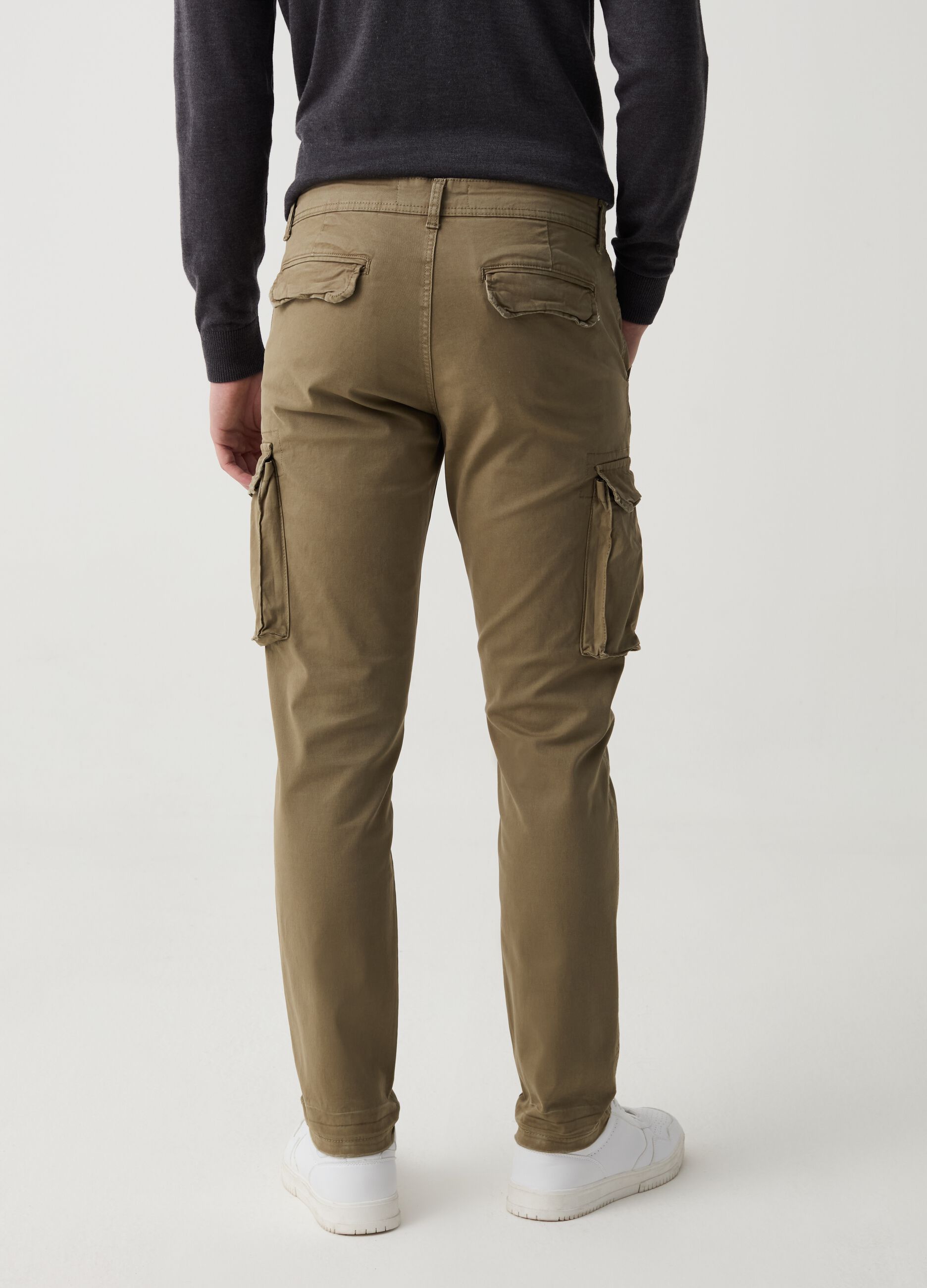 Pantalone cargo slim fit in twill stretch