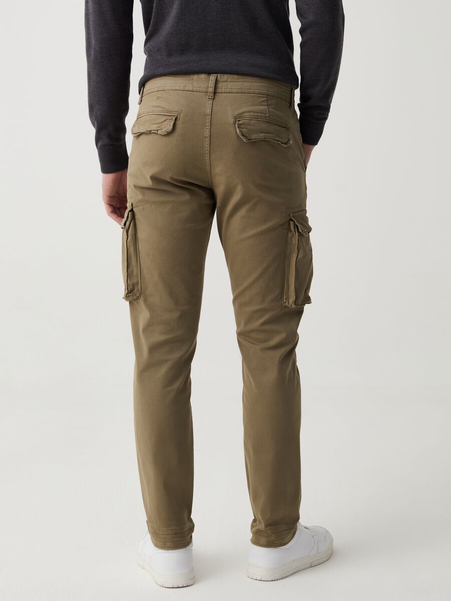 Slim-fit cargo trousers in stretch twill_2