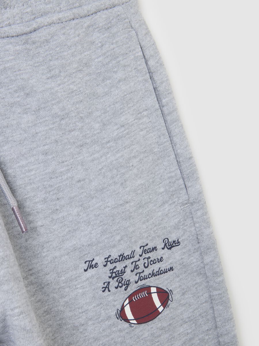 Children's grey regular fit pure cotton trousers with print_2