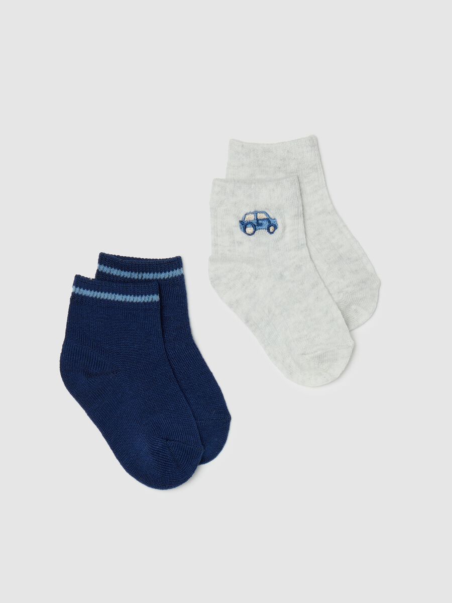 Two-pair pack short socks with car embroidery_0