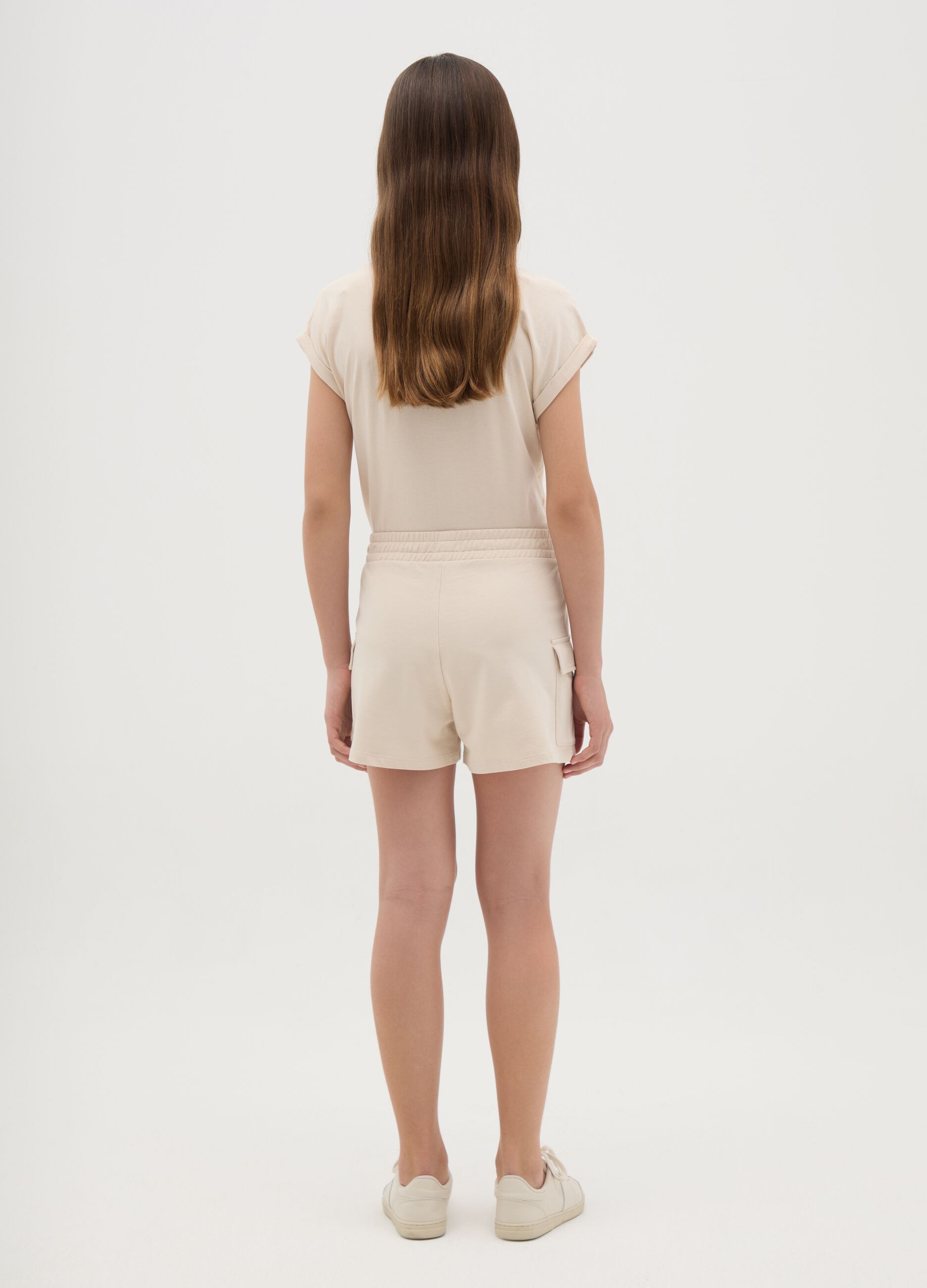 Beige cargo shorts in fleece with elasticated waist