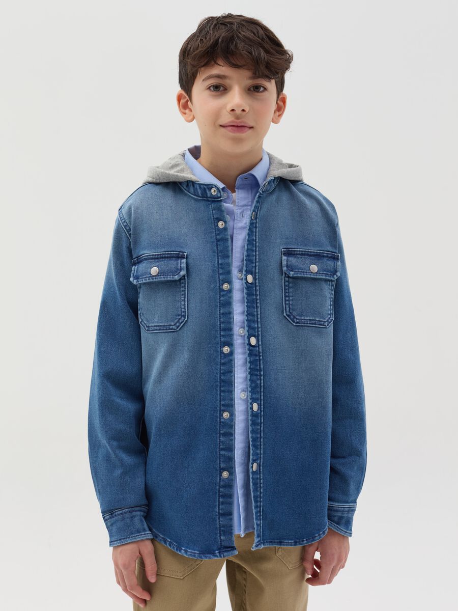 Camicia in denim con cappuccio_0